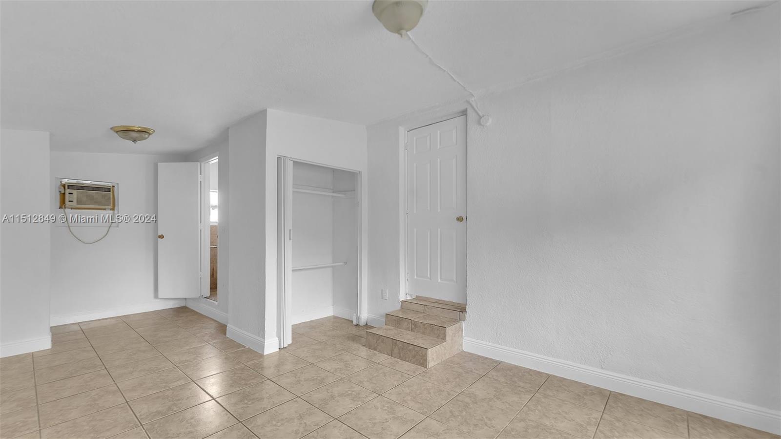HIALEAH PARK - Residential Lease