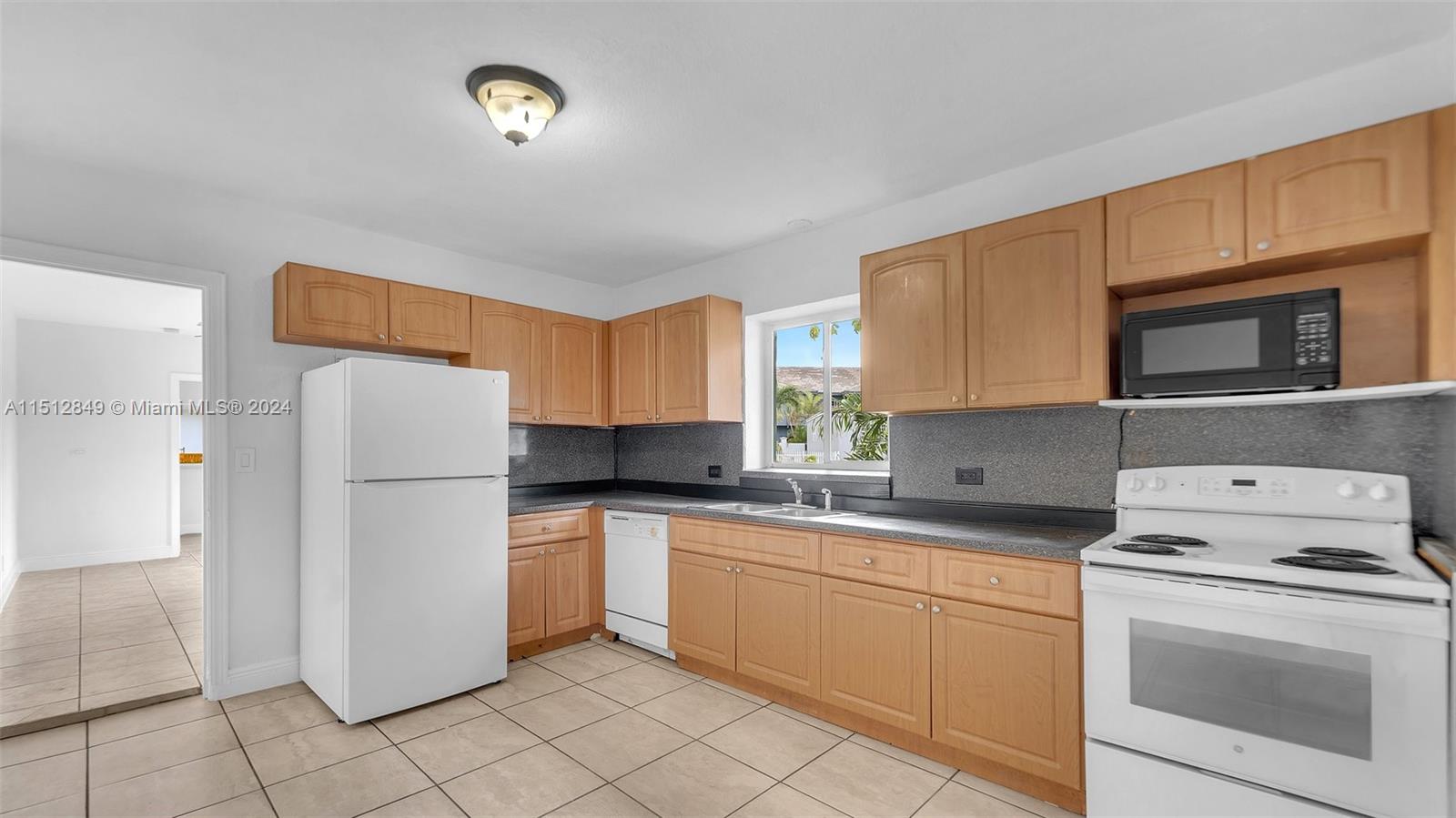 HIALEAH PARK - Residential Lease