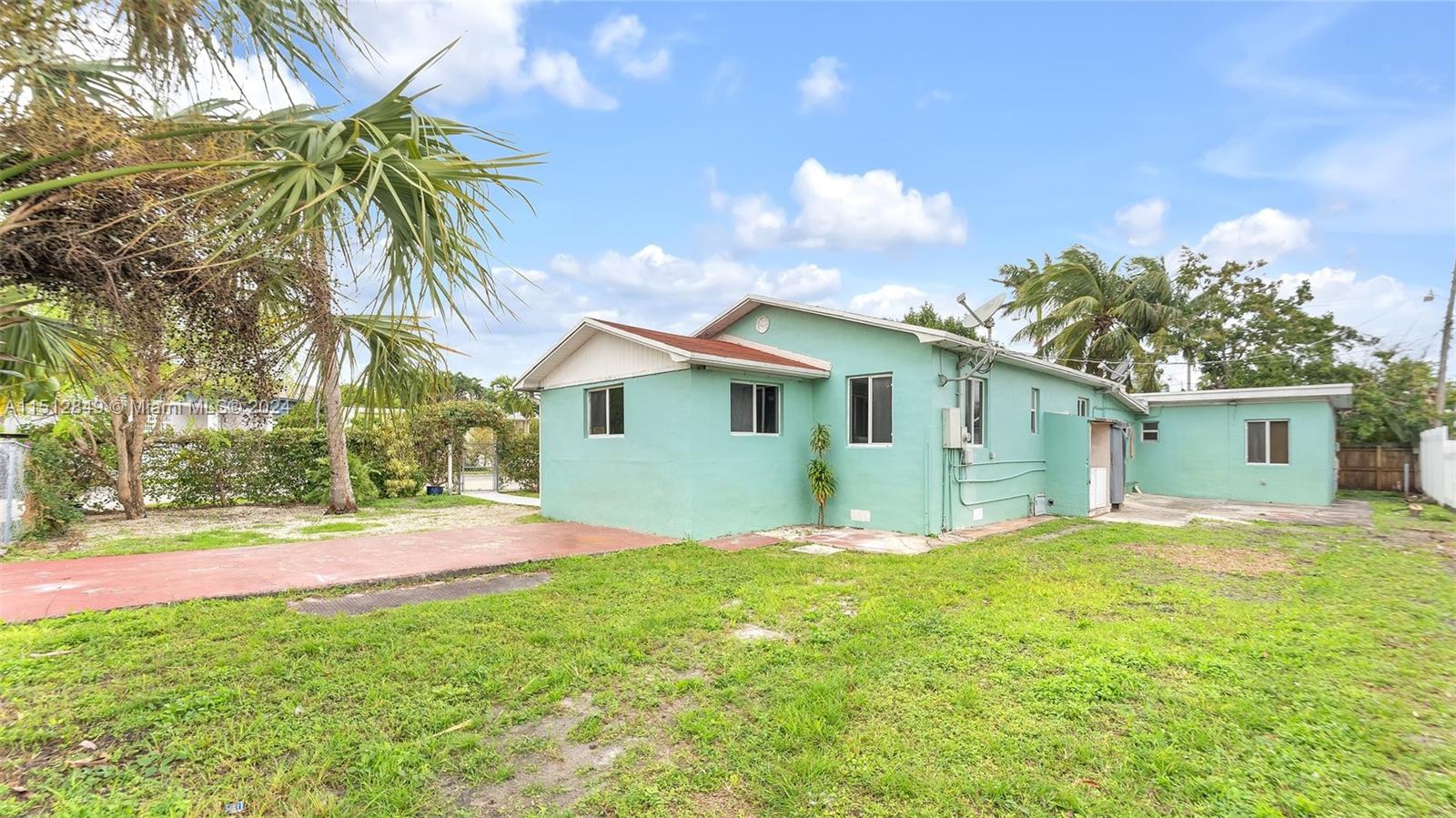 HIALEAH PARK - Residential Lease
