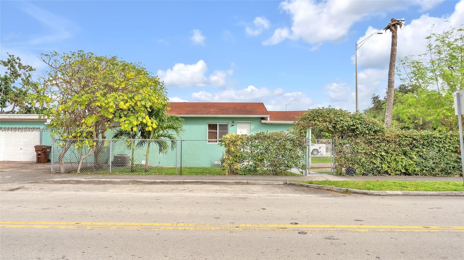 HIALEAH PARK - Residential Lease