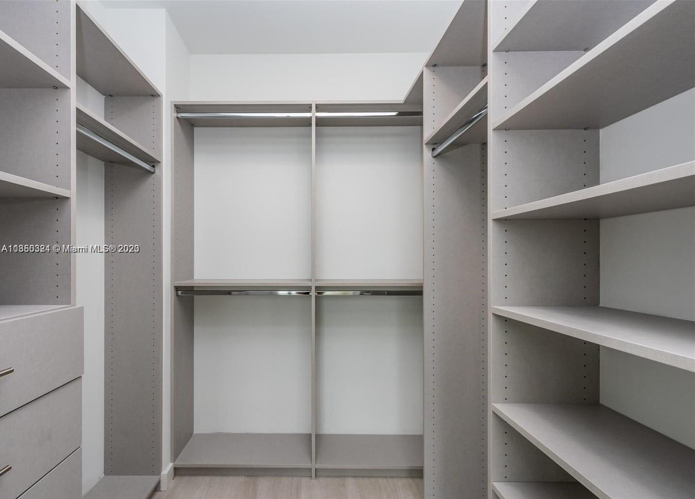 CLUB RESIDENCES AT PARK G - Residential