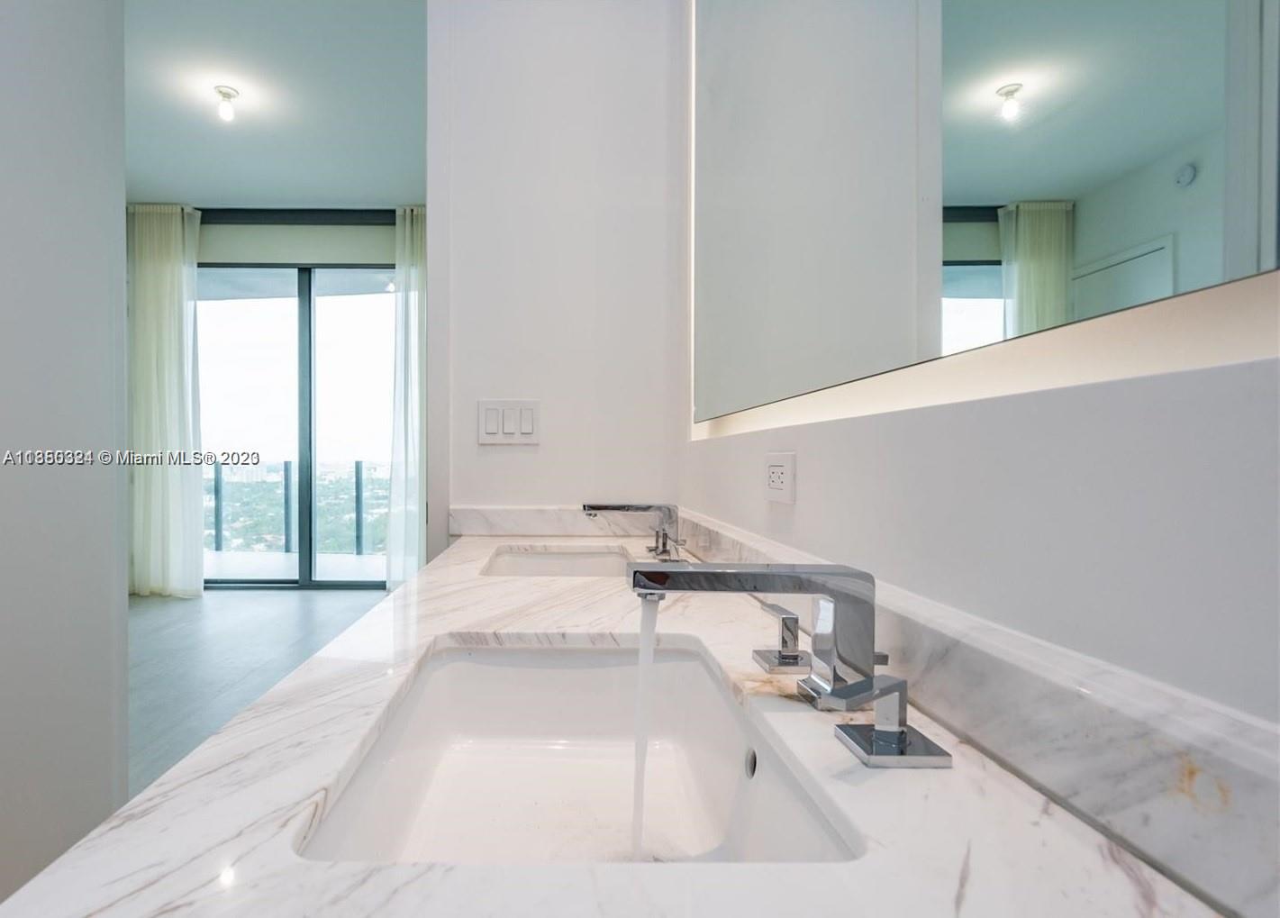 CLUB RESIDENCES AT PARK G - Residential