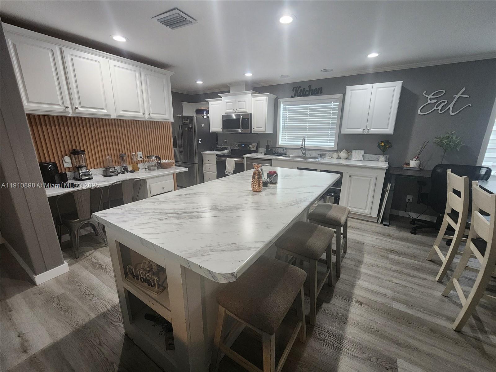 GOLDCOASTER MOBILE HOMES - Residential