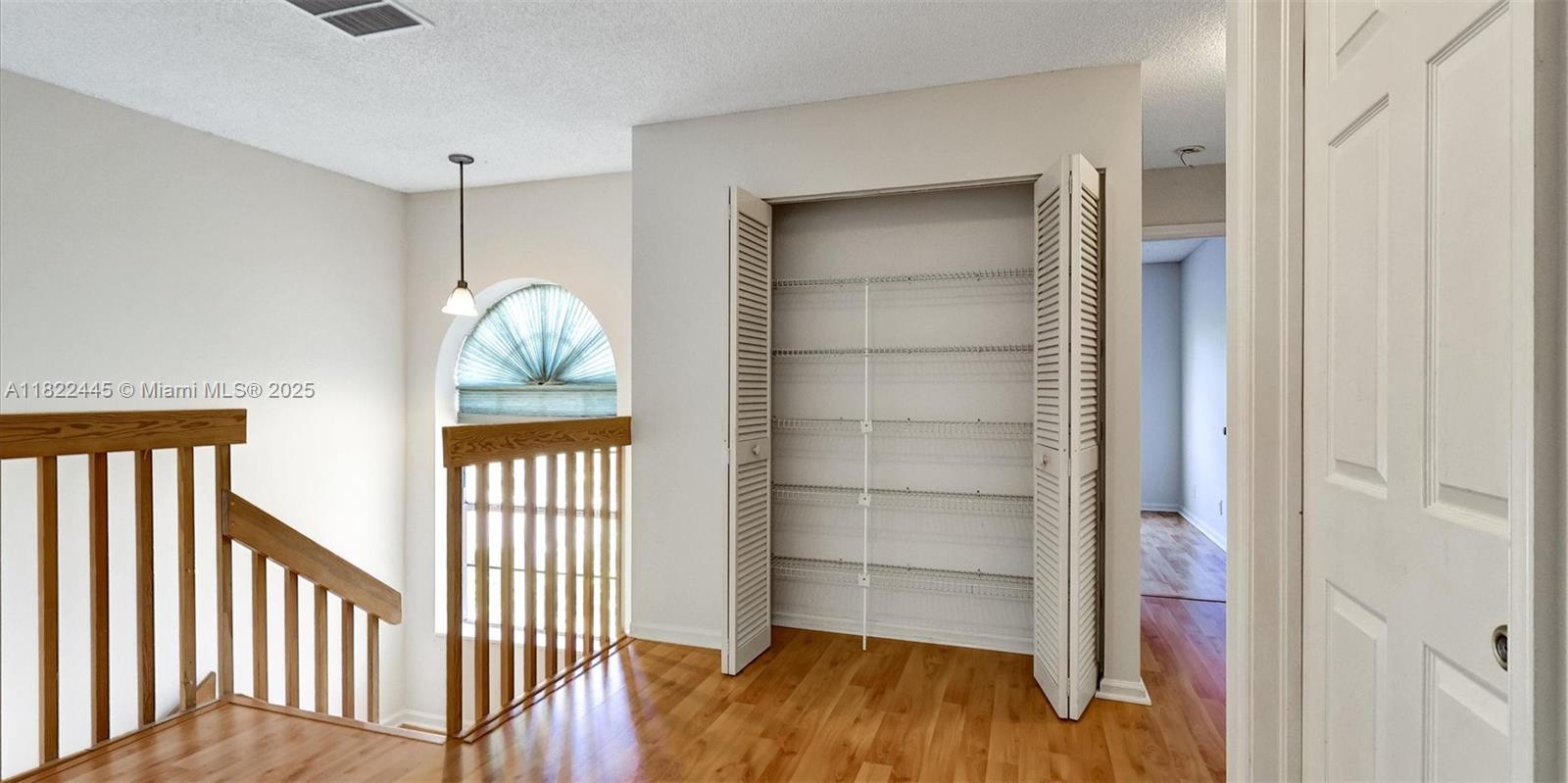 BRIDGEWATER AT PLANTATION - Residential