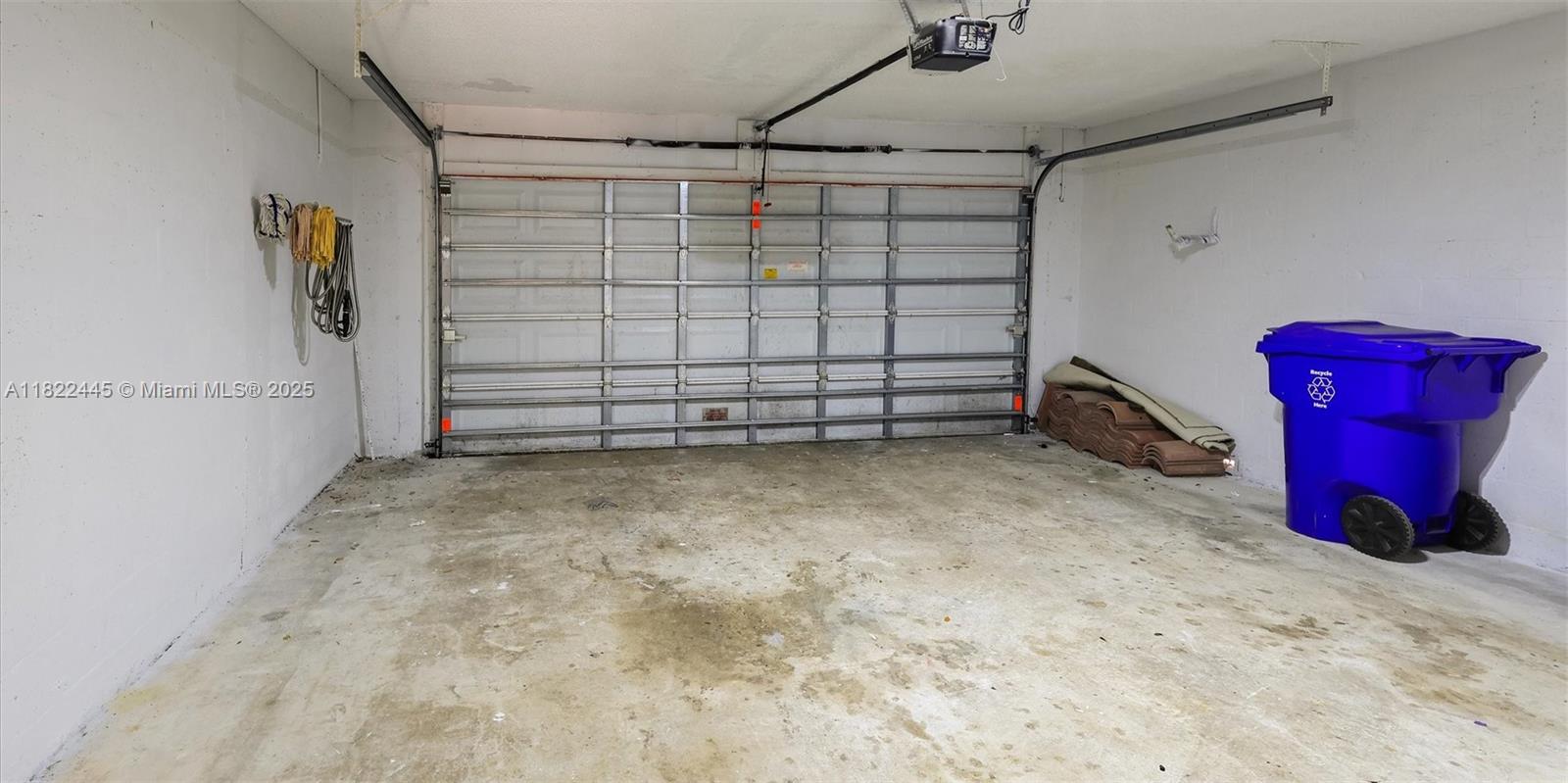 BRIDGEWATER AT PLANTATION - Residential