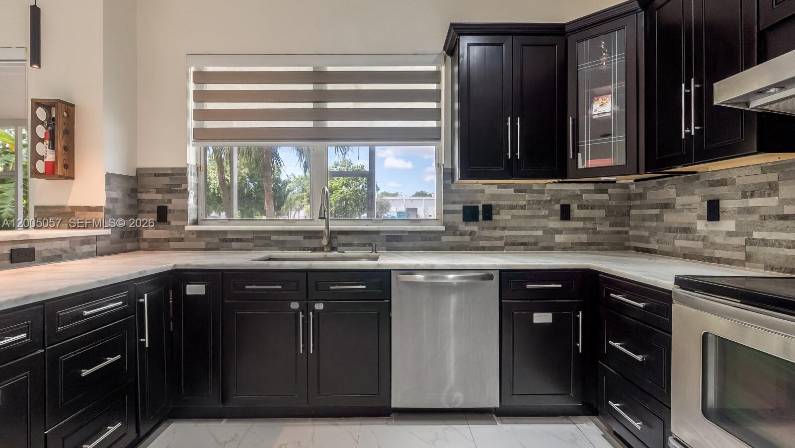 HAMMOCKS AT COCONUT CREEK - Residential