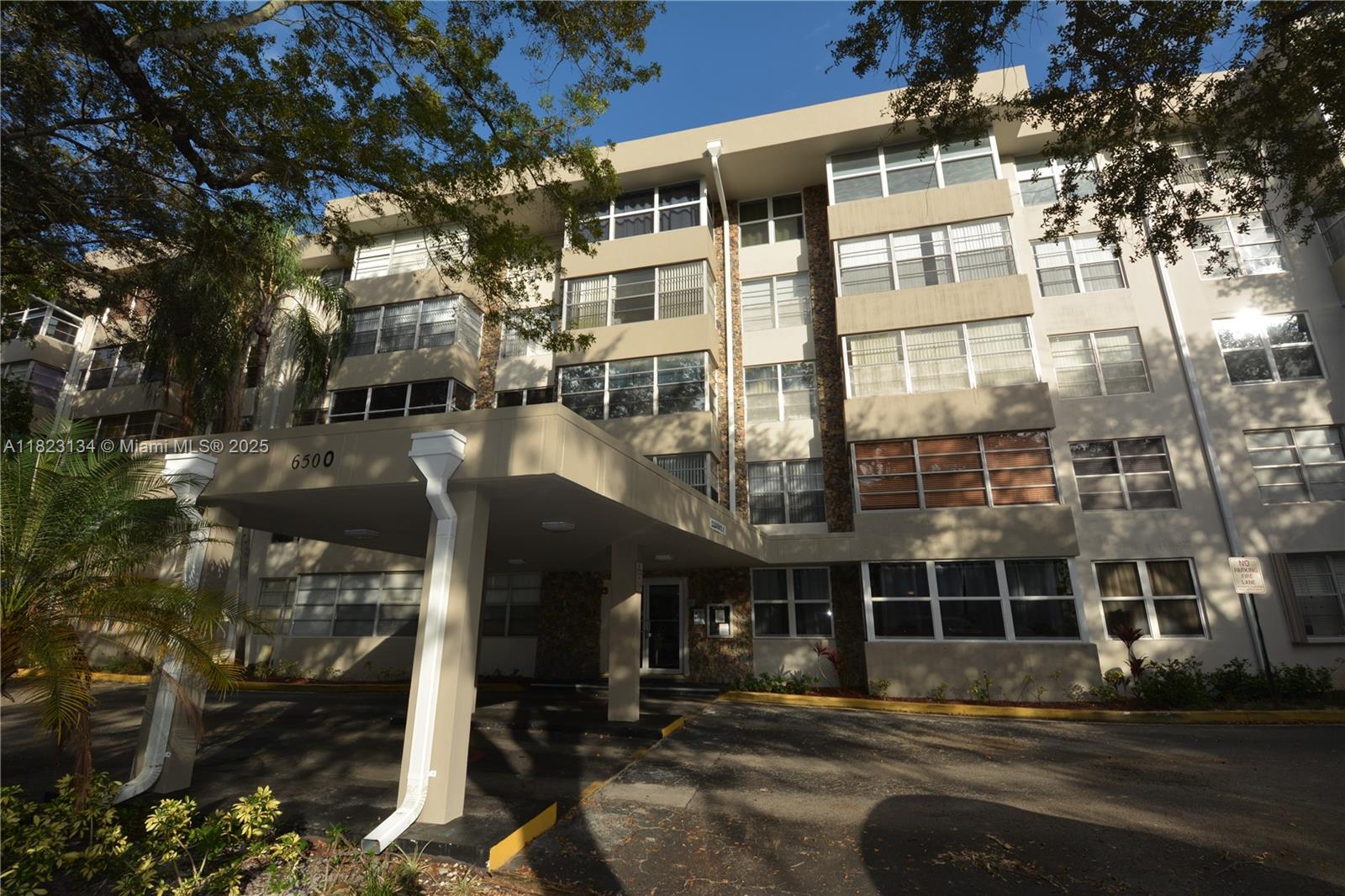 6500 Cypress Rd 410, Plantation, Miami-Dade County, Florida - 1 Bedrooms  
2 Bathrooms - 