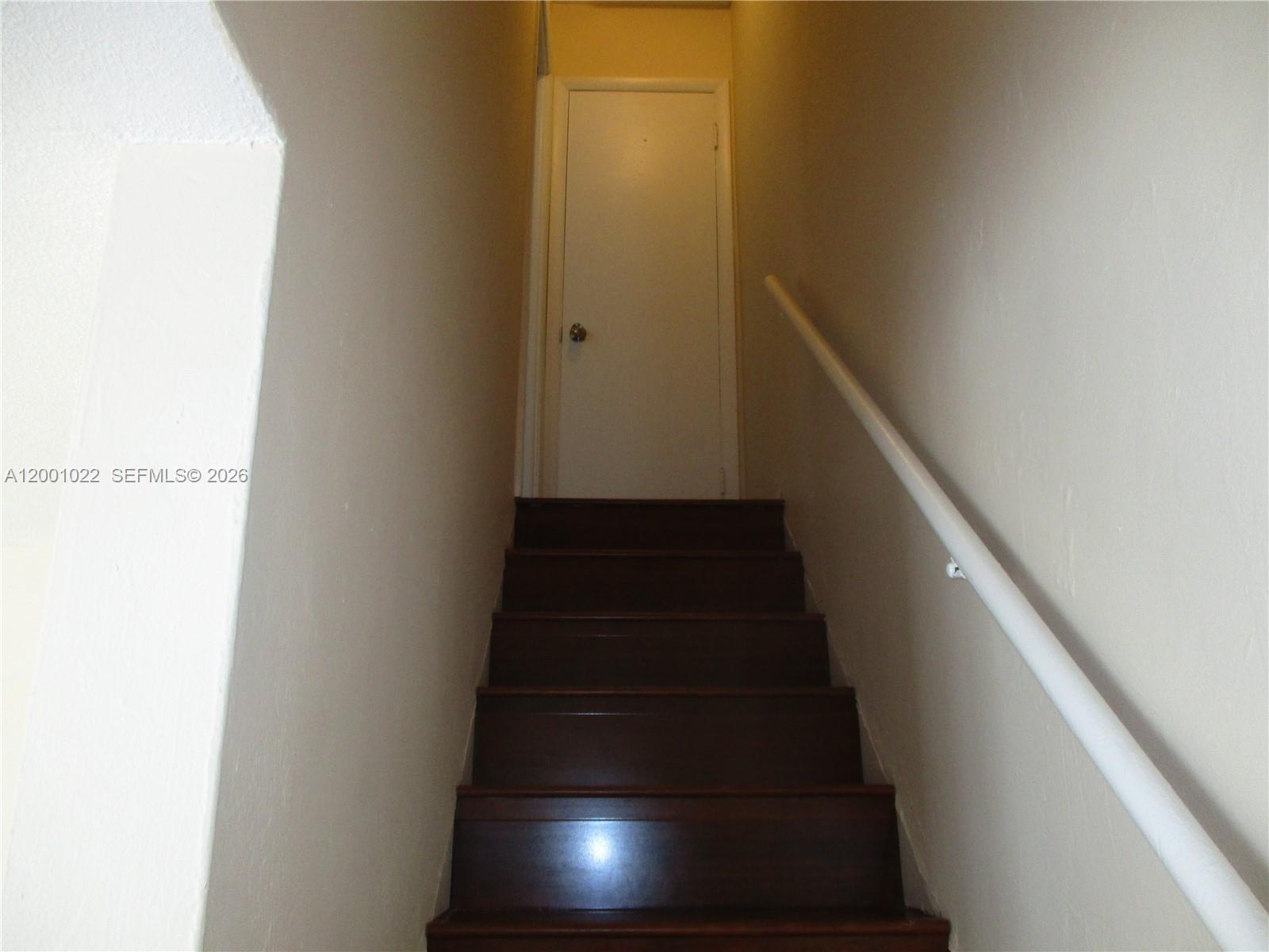 SANDILEE TOWNHOUSE CONDO - Residential Lease