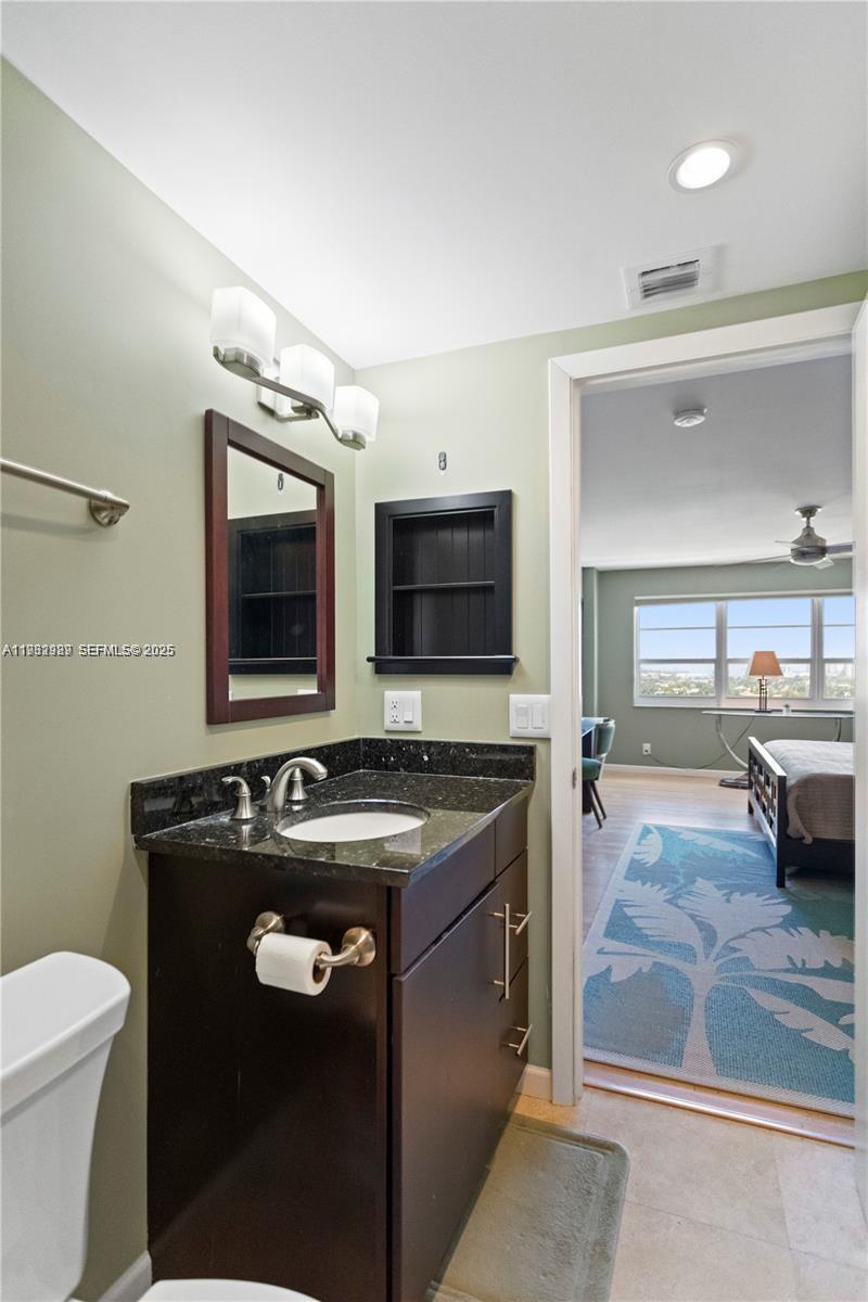 ESSEX TOWER CONDO - Residential Lease