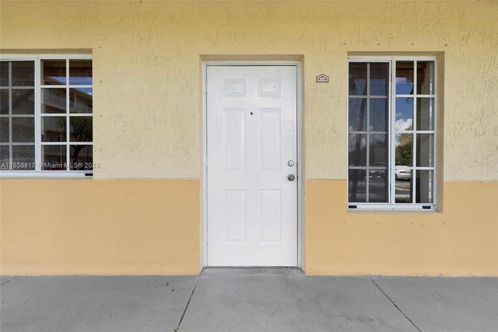 6930 NW 179th St 107-8