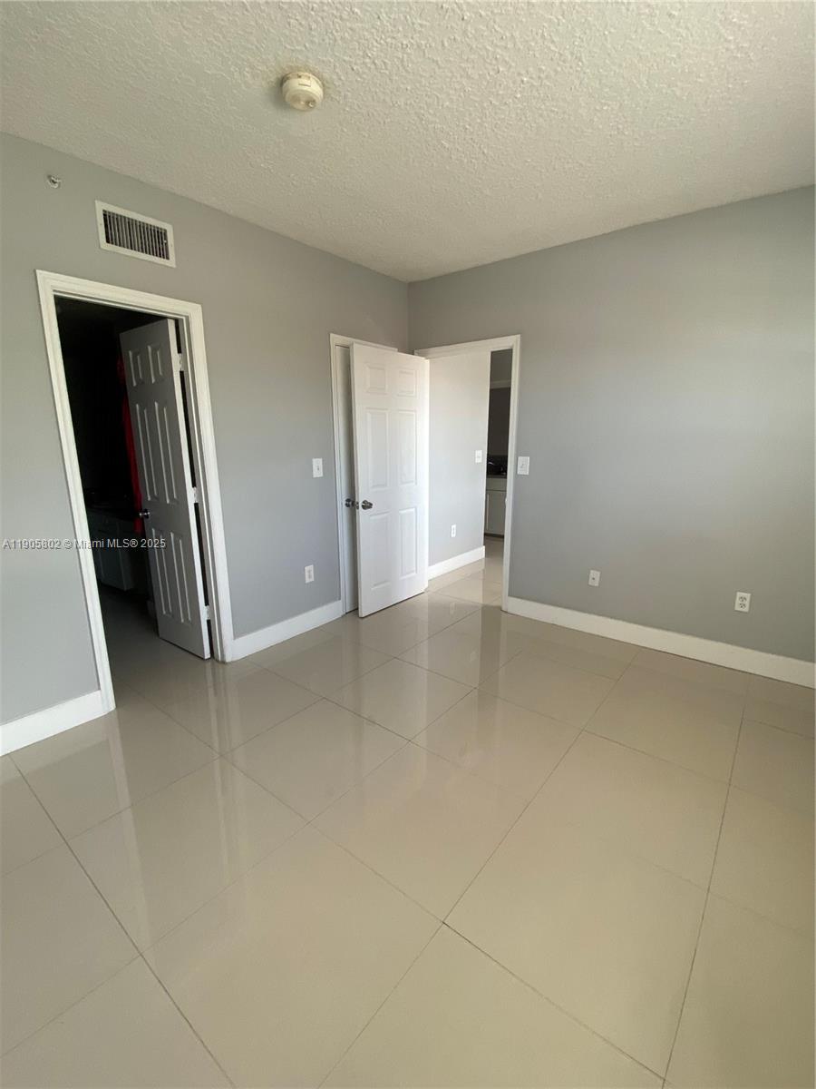 MARQUESA CONDO - Residential Lease