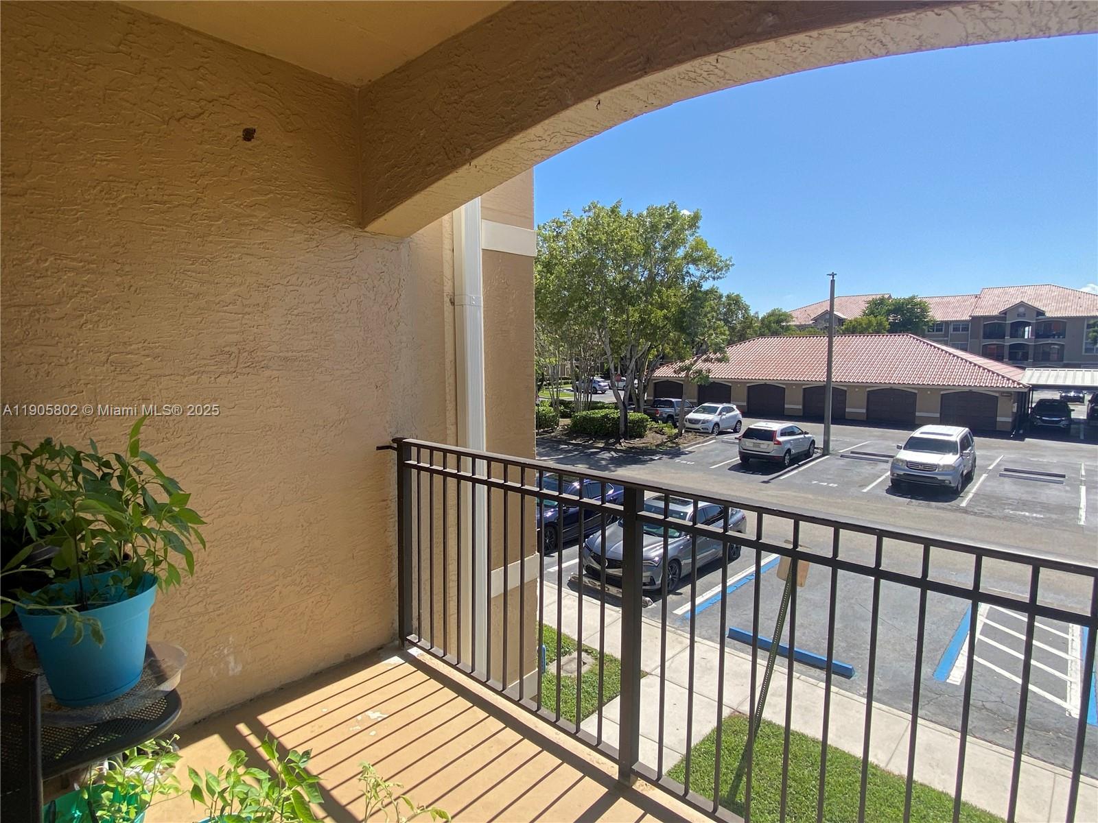 MARQUESA CONDO - Residential Lease