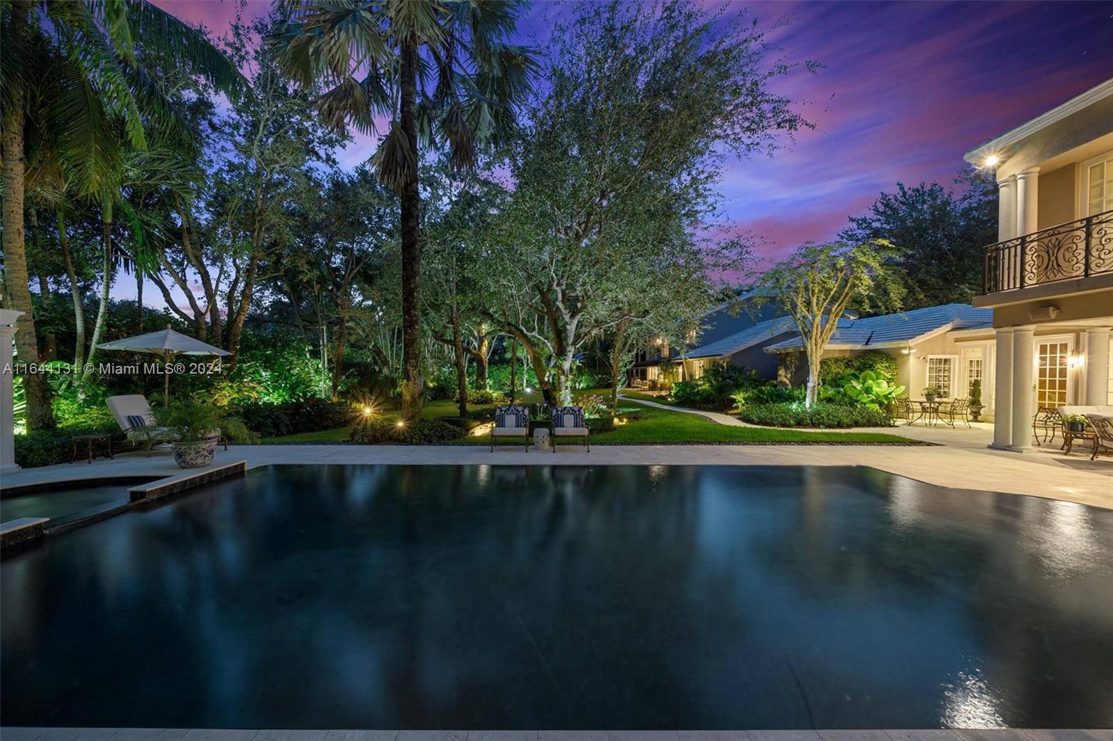 KINGS COVE - Residential