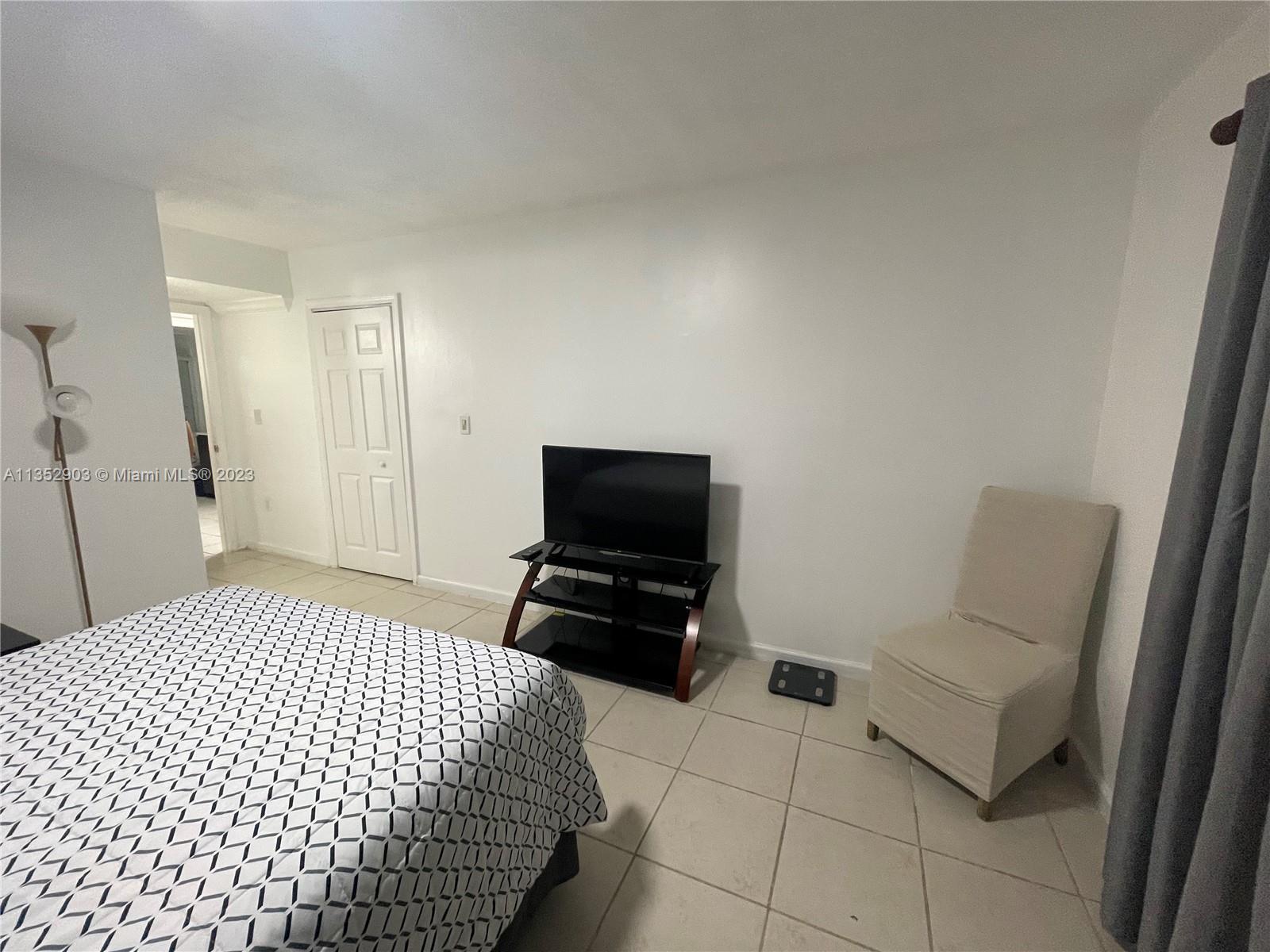 WATERVIEW CONDO - Residential Lease