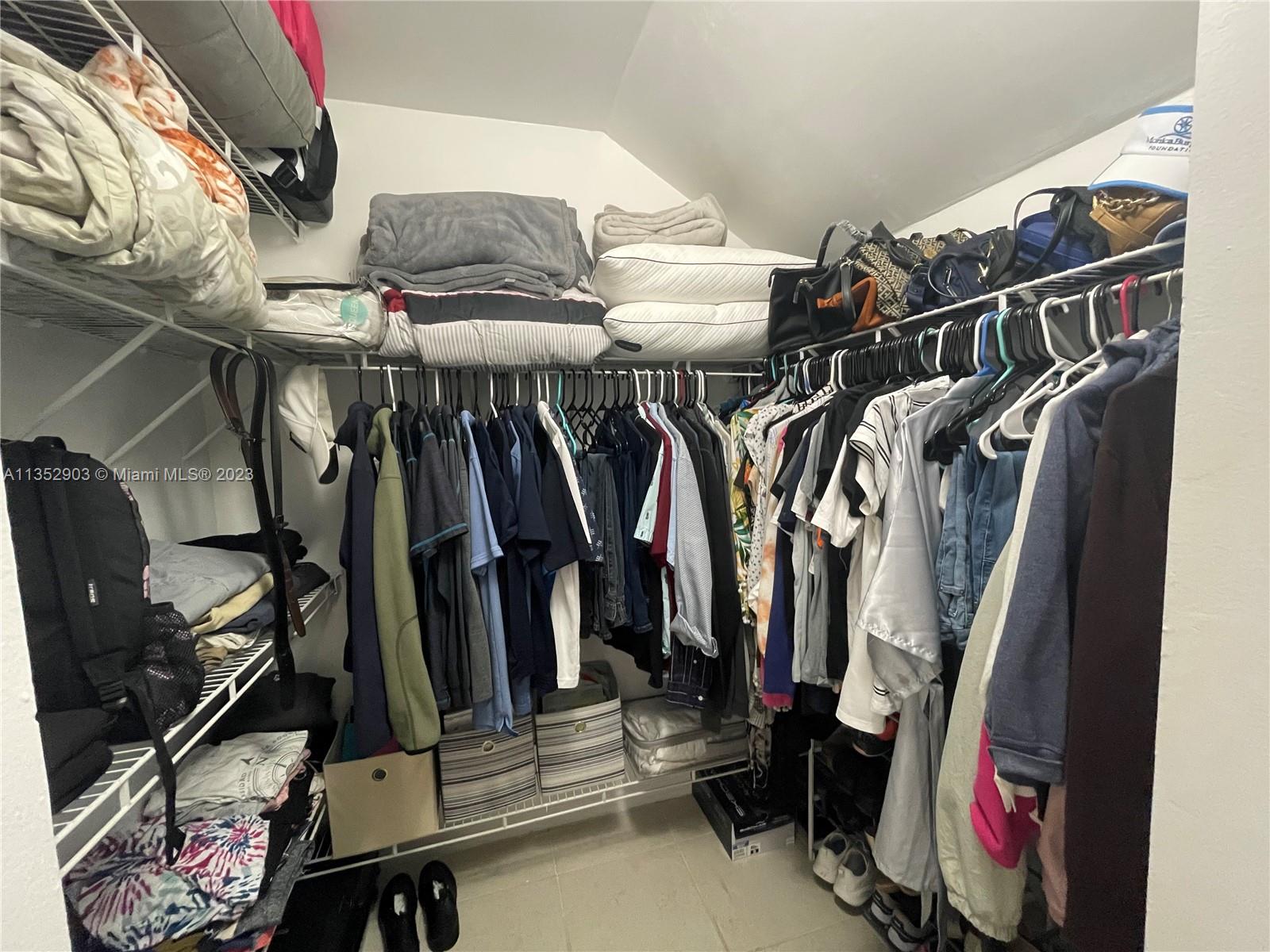 WATERVIEW CONDO - Residential Lease