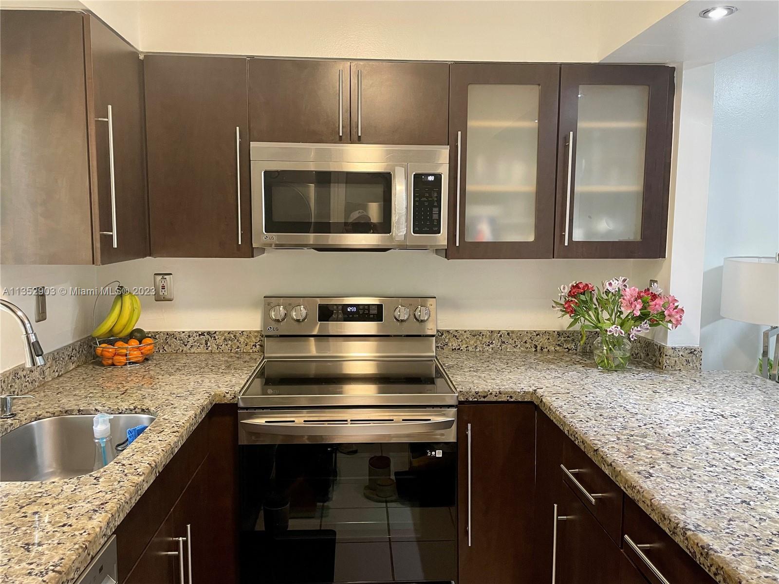 WATERVIEW CONDO - Residential Lease