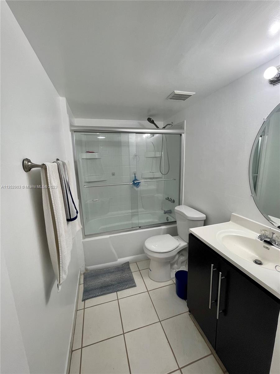 WATERVIEW CONDO - Residential Lease