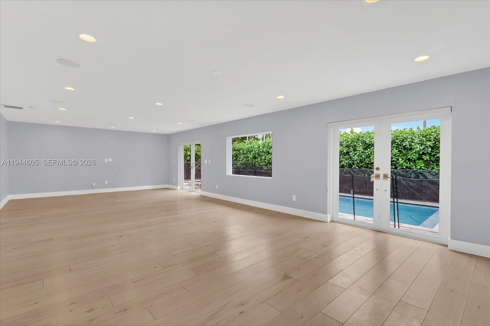 HEFTLER HOMES SEC 3 - Residential Lease