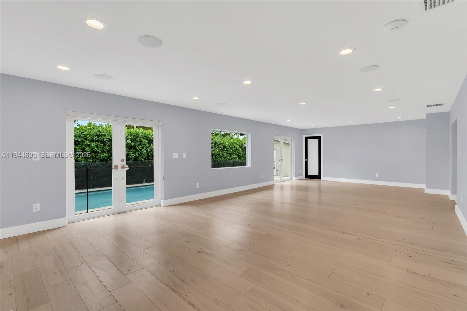 HEFTLER HOMES SEC 3 - Residential Lease