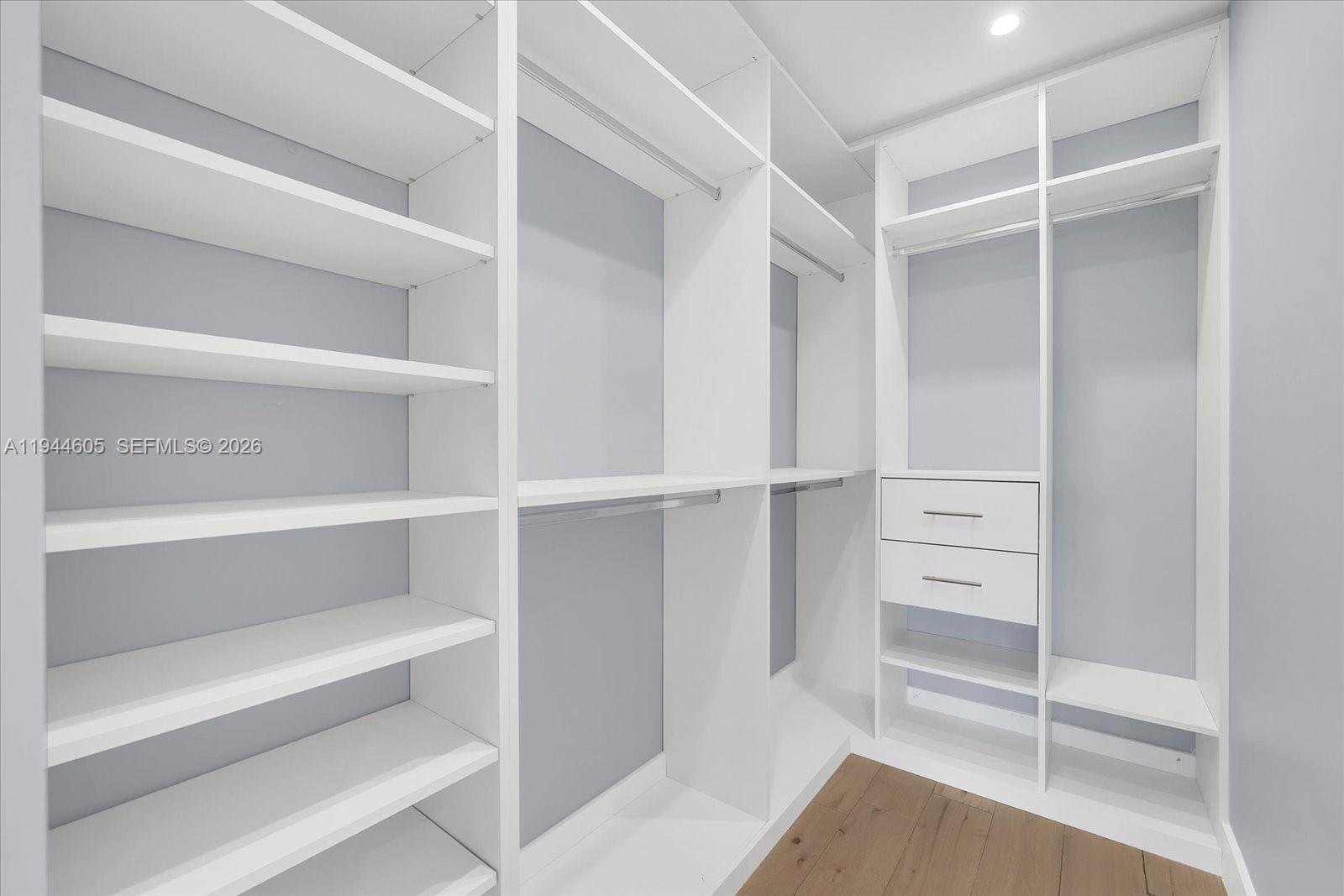 HEFTLER HOMES SEC 3 - Residential Lease