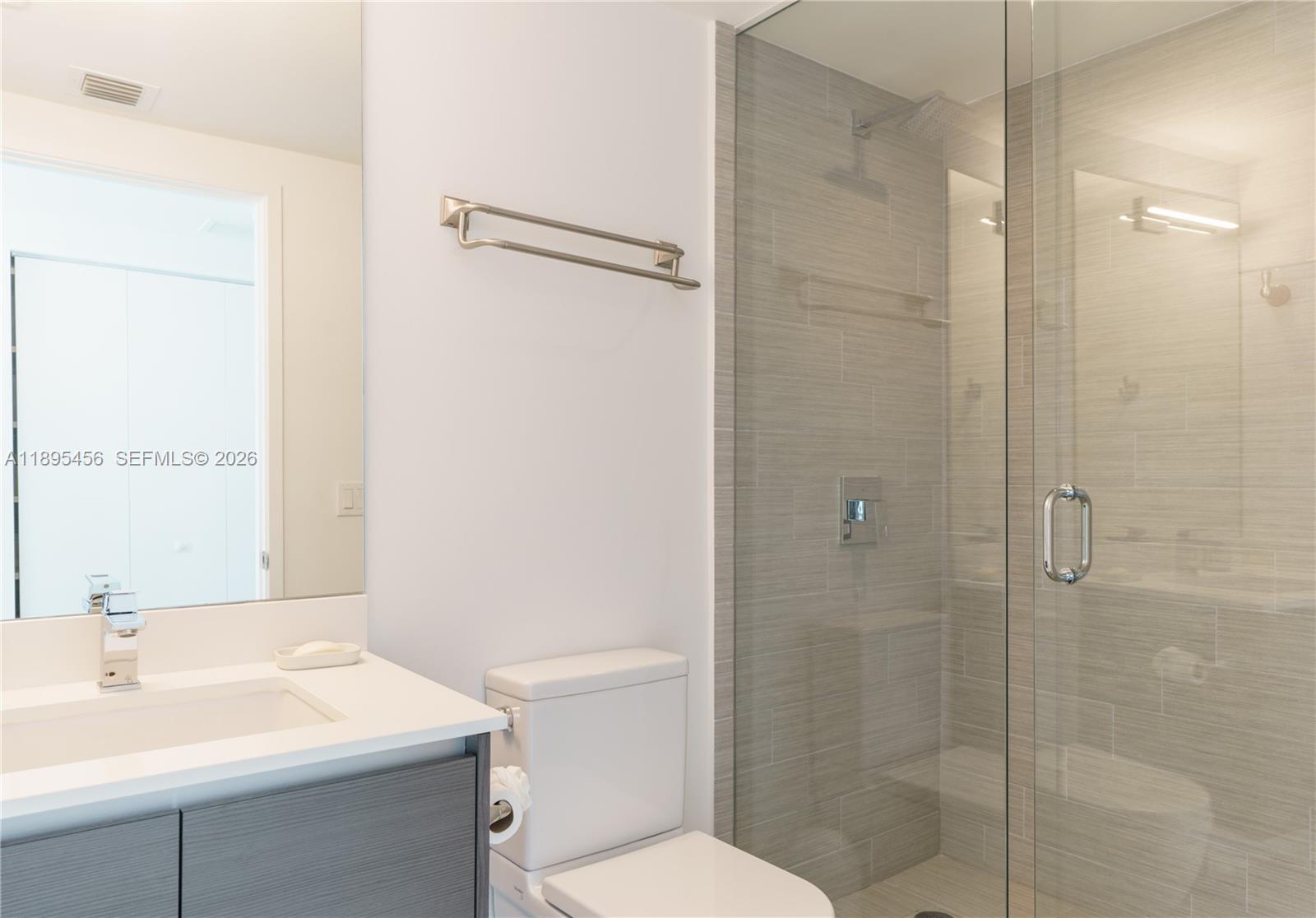 PARQUE TOWERS CONDO - Residential