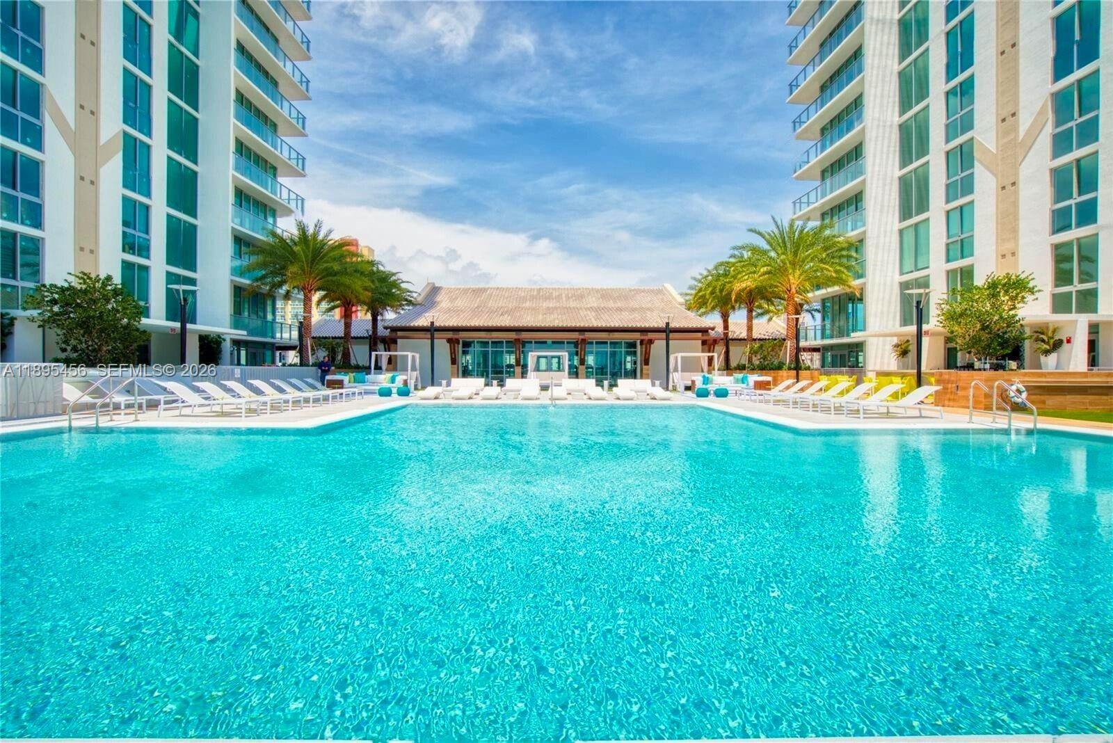 PARQUE TOWERS CONDO - Residential