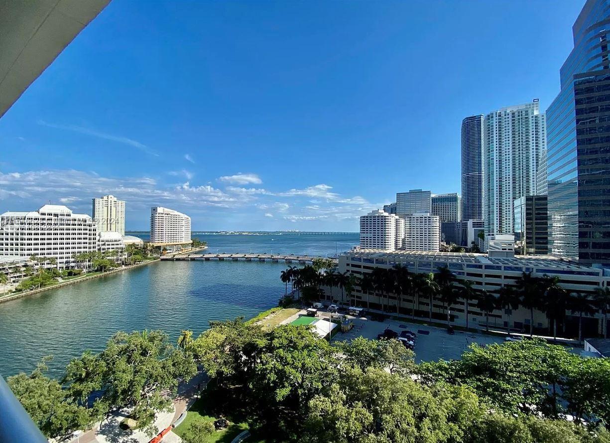 Property for Sale at 495 Brickell Ave 1205, Miami, Broward County, Florida - Bedrooms: 2 
Bathrooms: 2  - $1,377,500