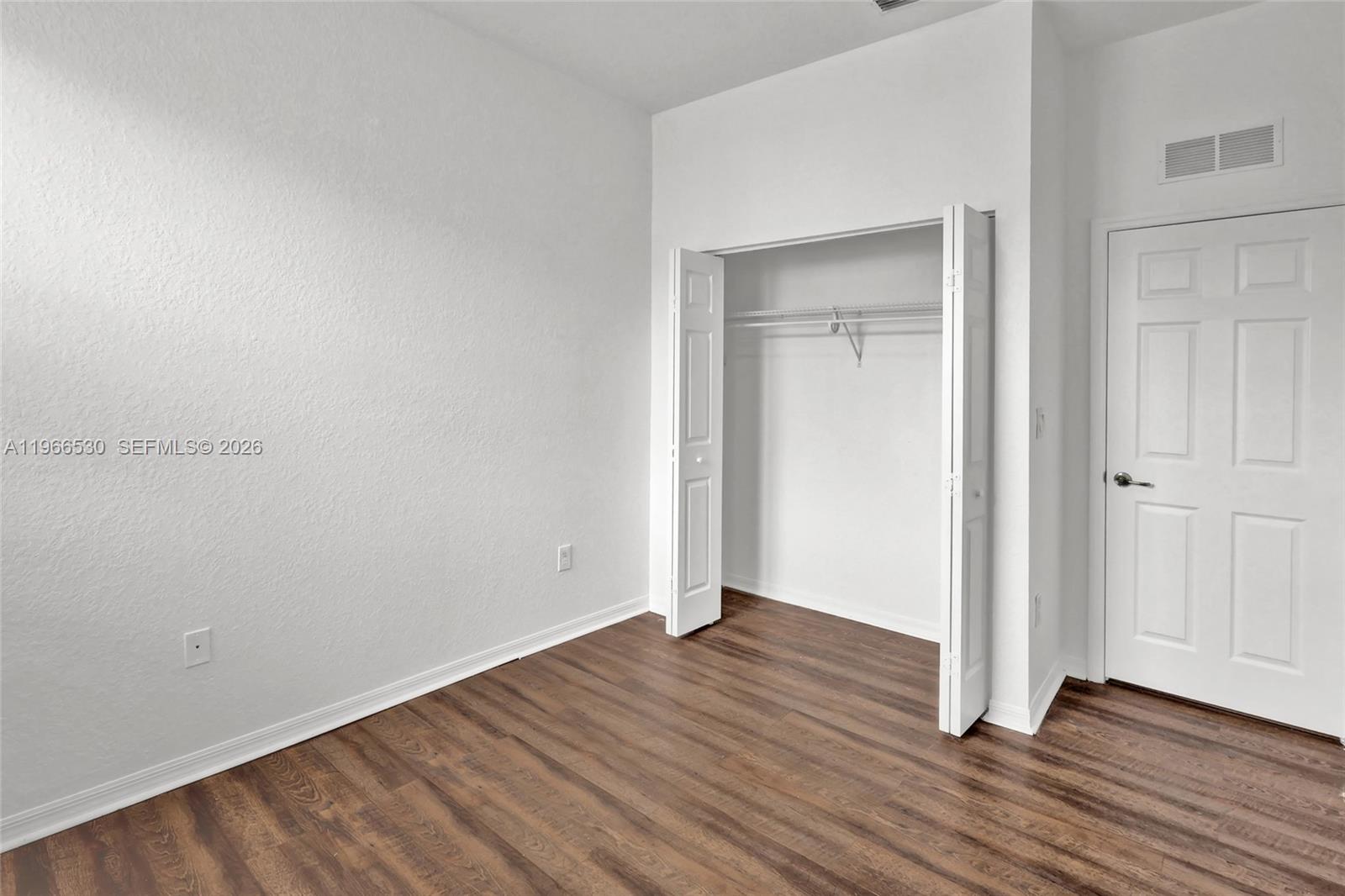 LAS TERRAZAS AT VIZCAYA - Residential