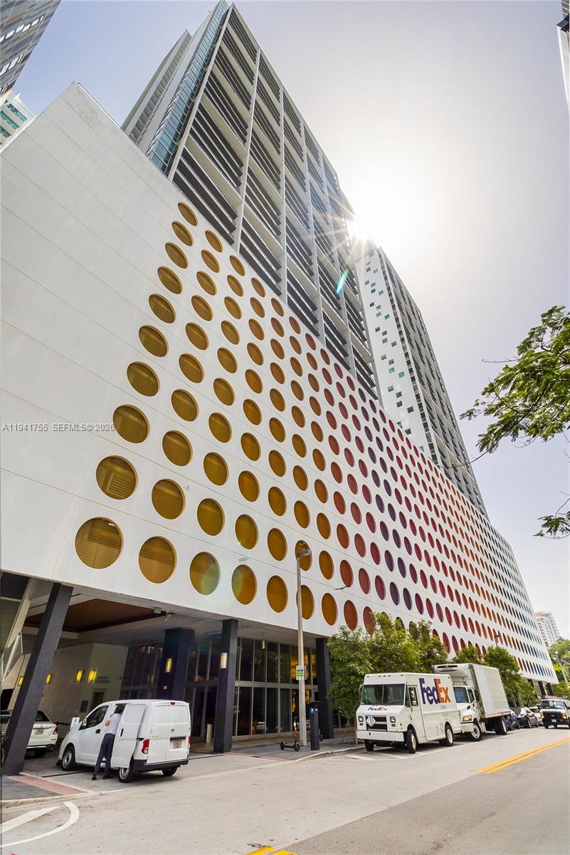 500 BRICKELL WEST CONDO - Residential Lease
