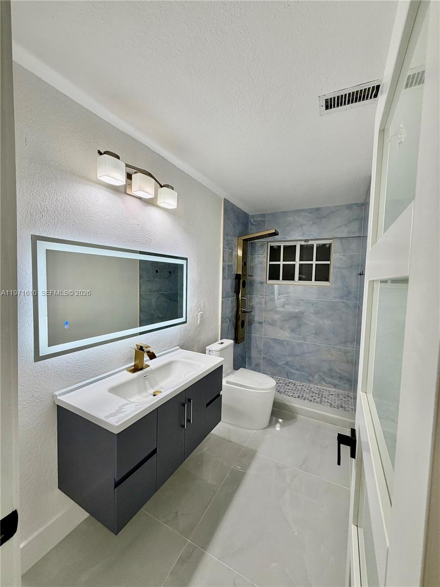 SIERRA MIRADA - Residential