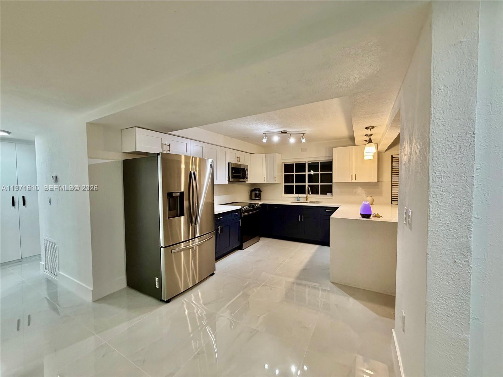 SIERRA MIRADA - Residential