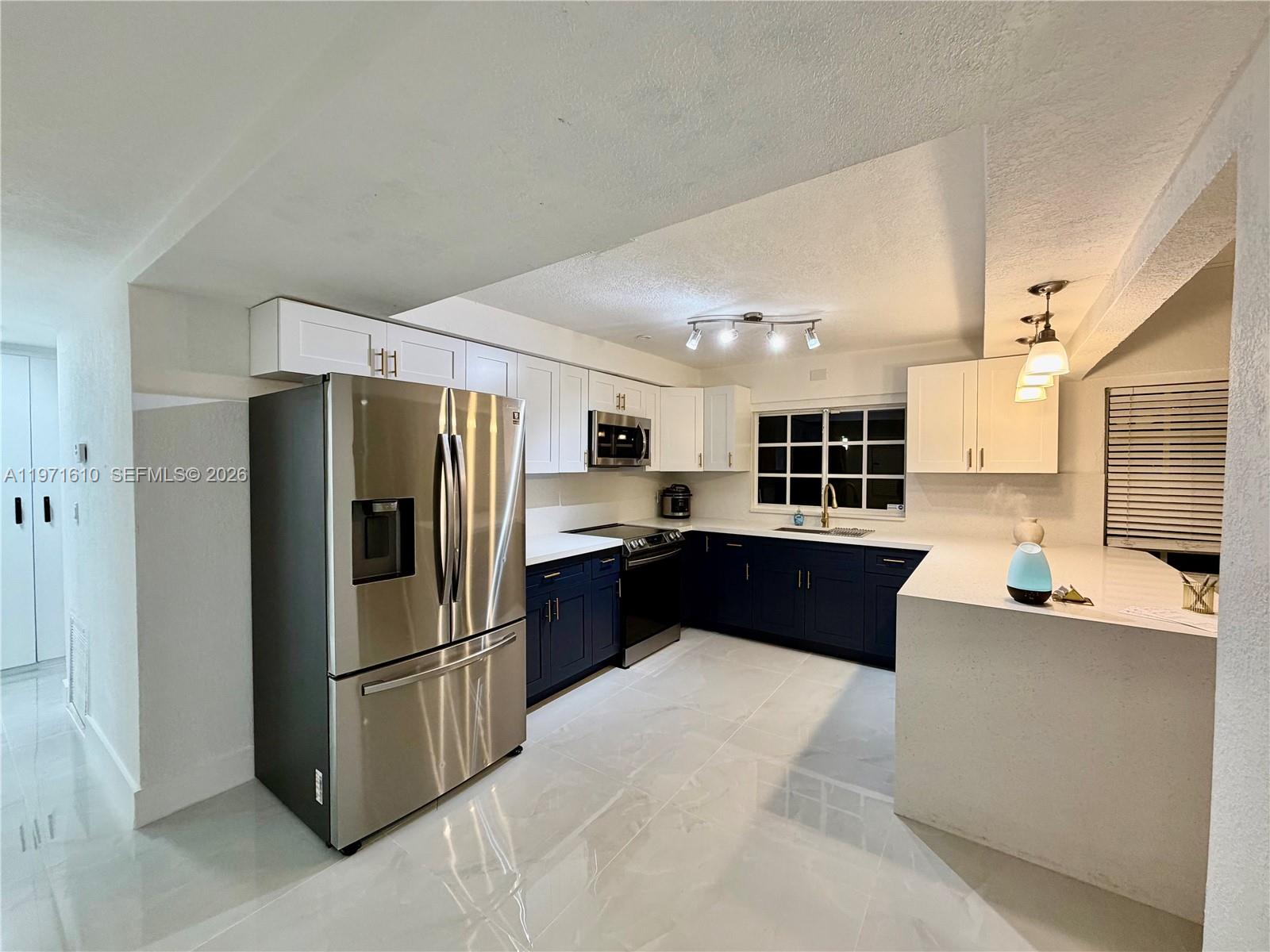 SIERRA MIRADA - Residential