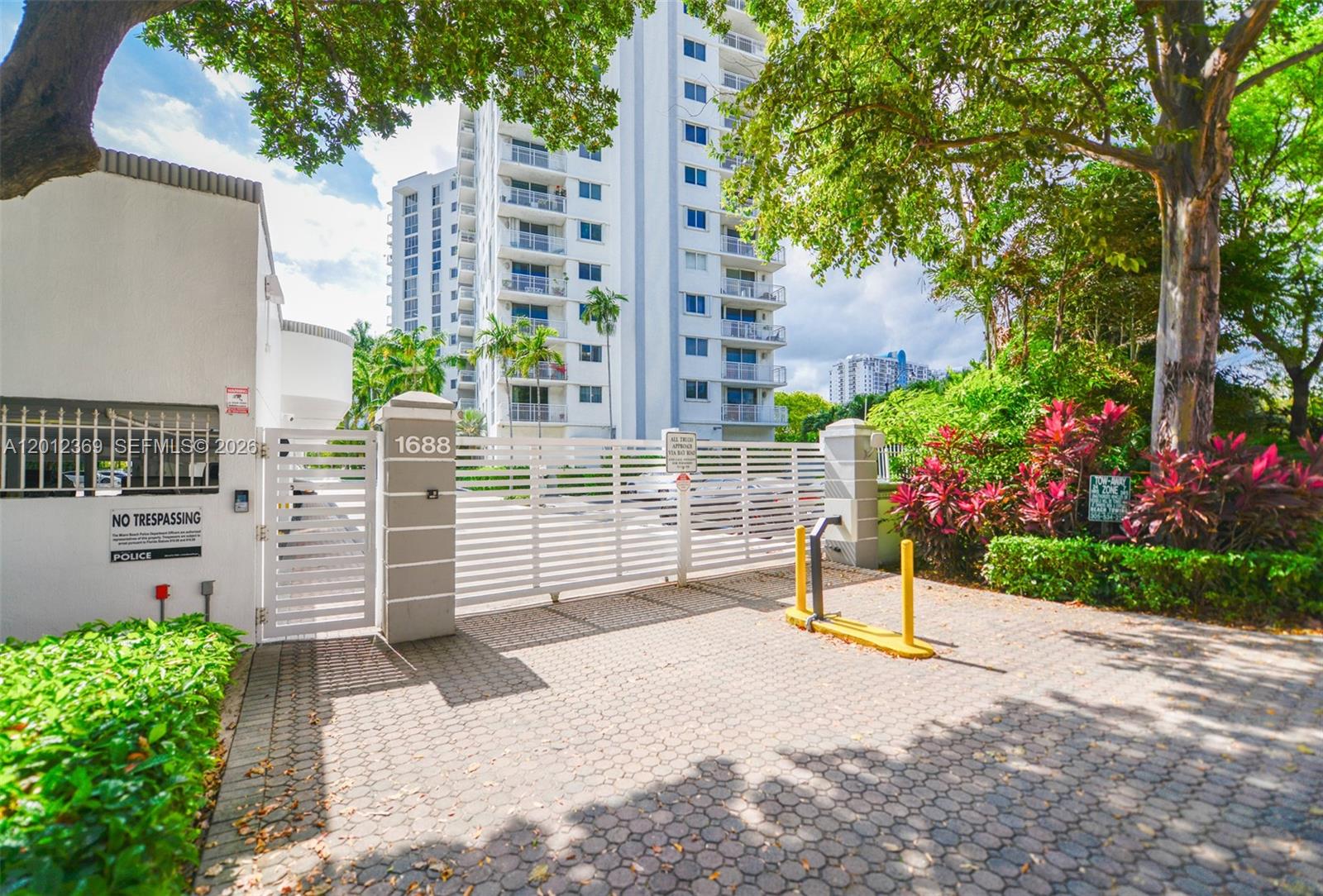 1688 West Ave 503