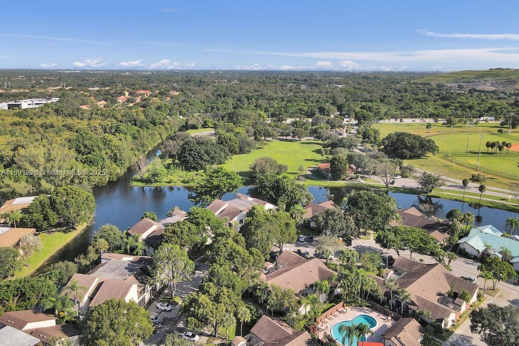 BAYWOOD VILLAGE I-A CONDO - Residential