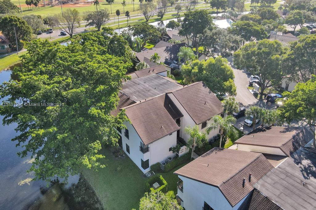 BAYWOOD VILLAGE I-A CONDO - Residential
