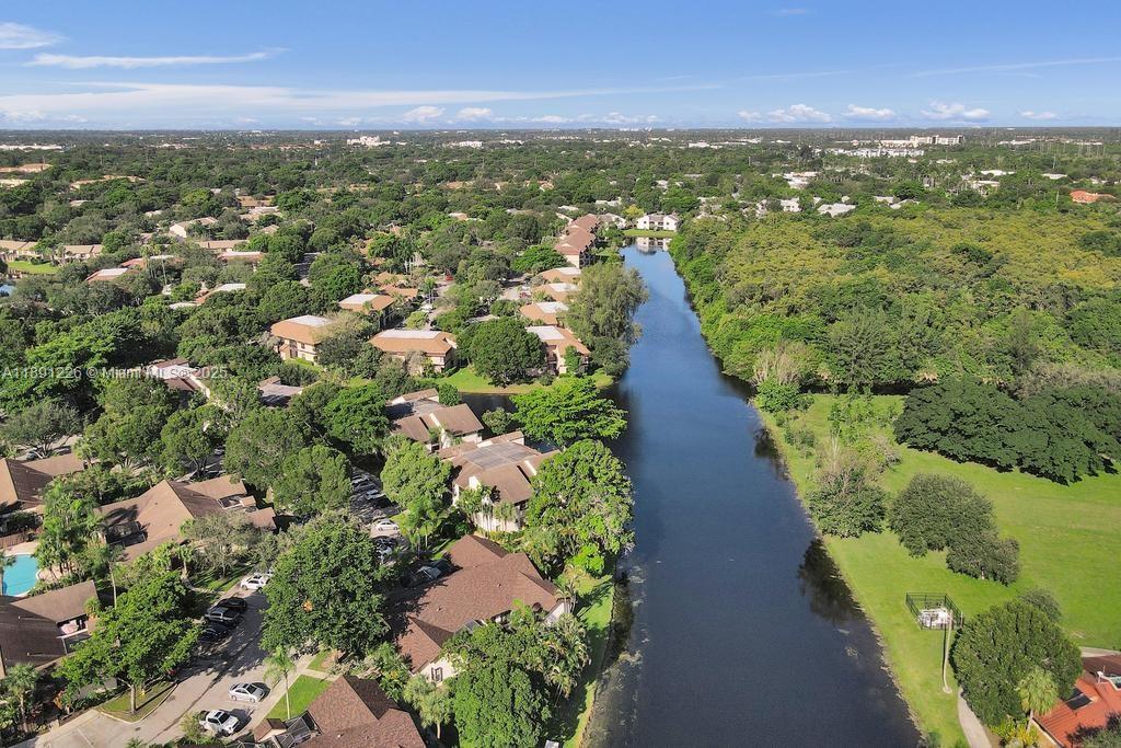 BAYWOOD VILLAGE I-A CONDO - Residential