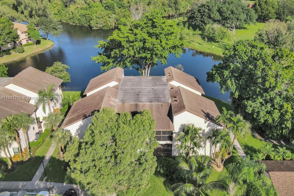BAYWOOD VILLAGE I-A CONDO - Residential
