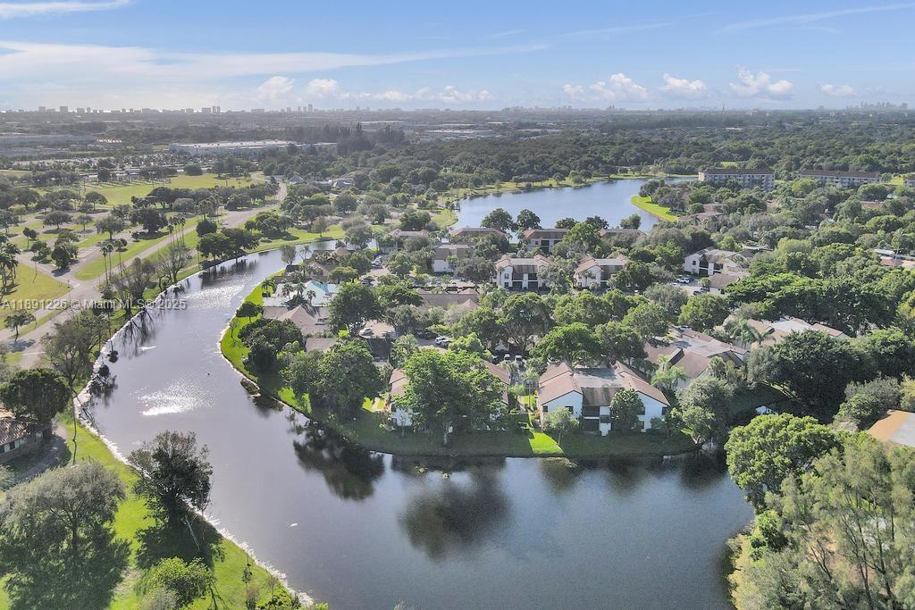 BAYWOOD VILLAGE I-A CONDO - Residential