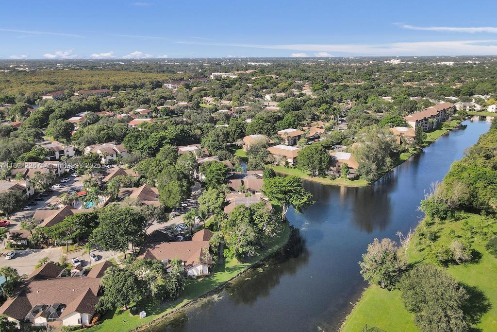 BAYWOOD VILLAGE I-A CONDO - Residential