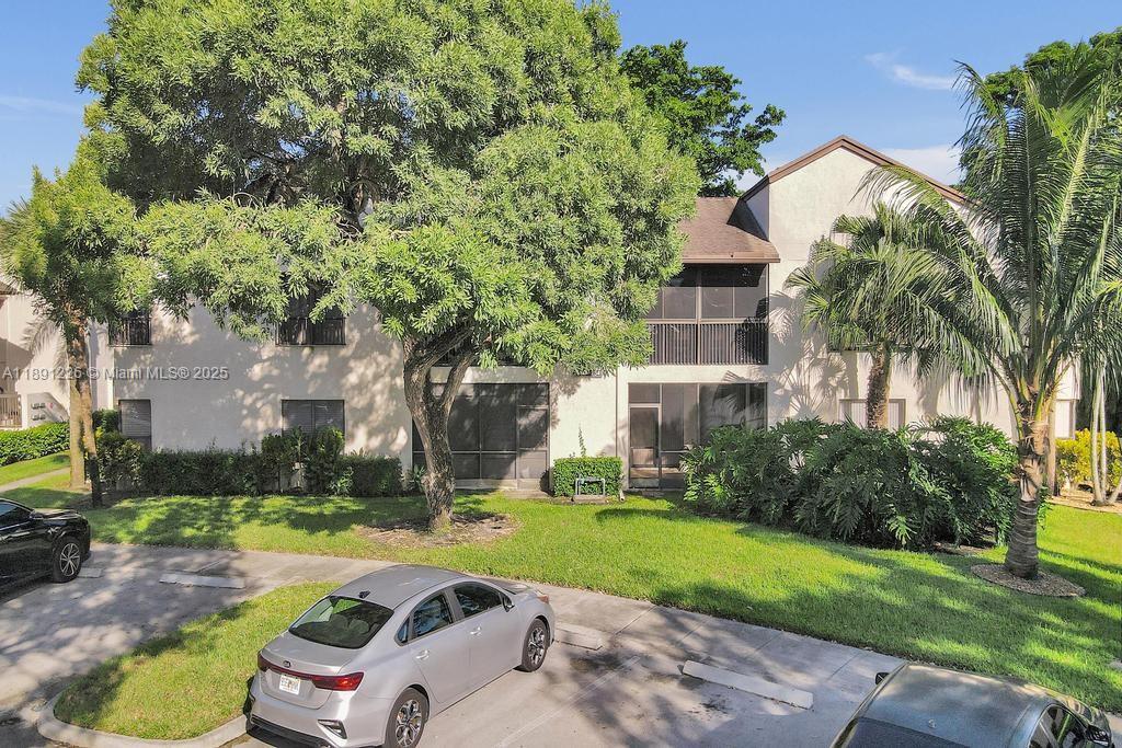 BAYWOOD VILLAGE I-A CONDO - Residential