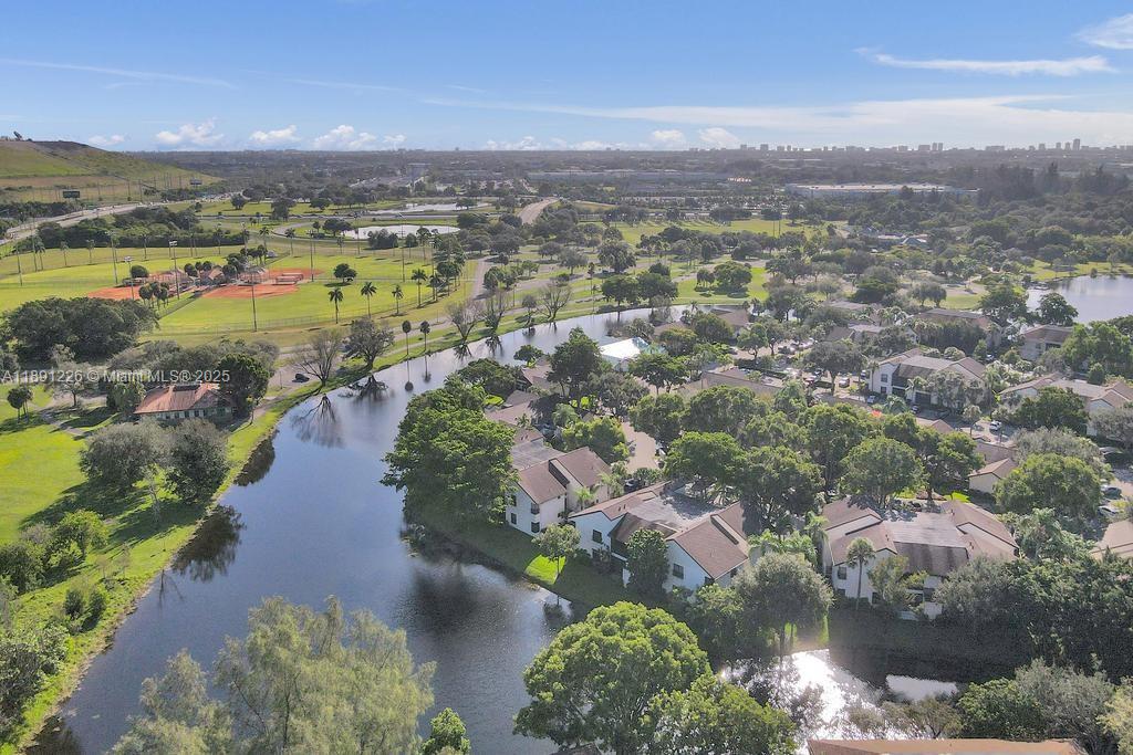 BAYWOOD VILLAGE I-A CONDO - Residential