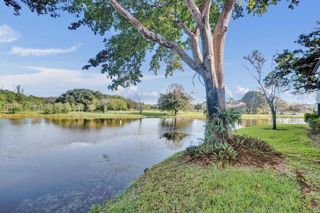 BAYWOOD VILLAGE I-A CONDO - Residential