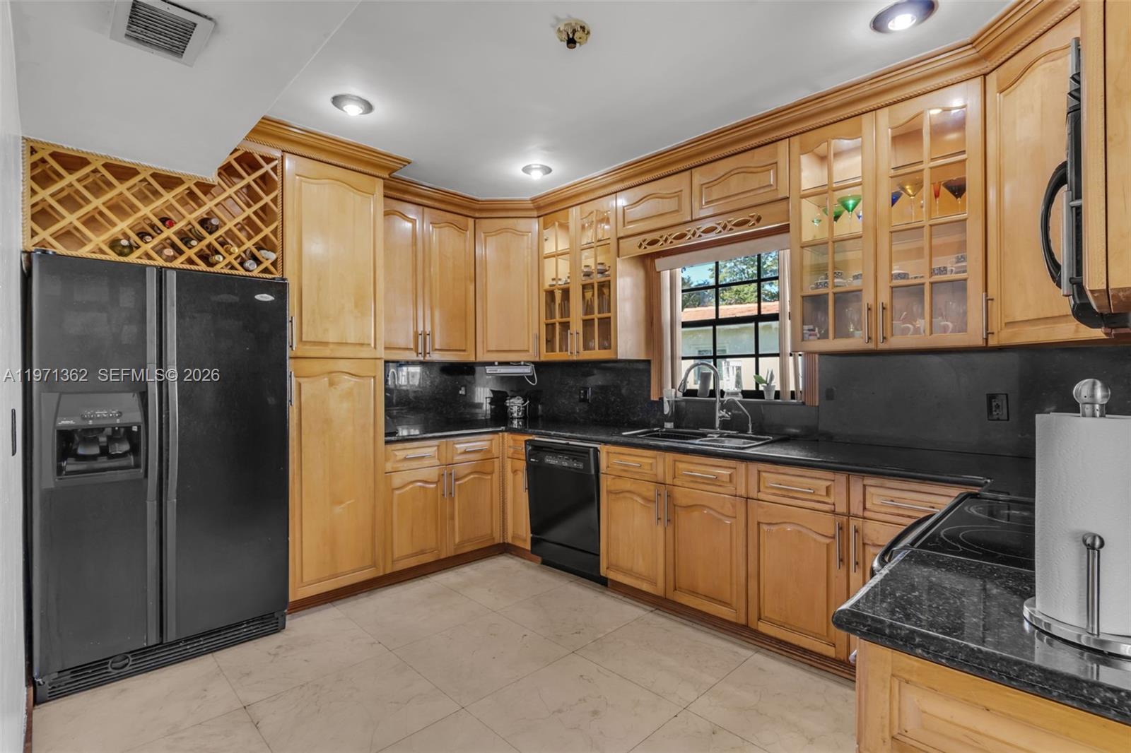 CALVERT MANORS - Residential