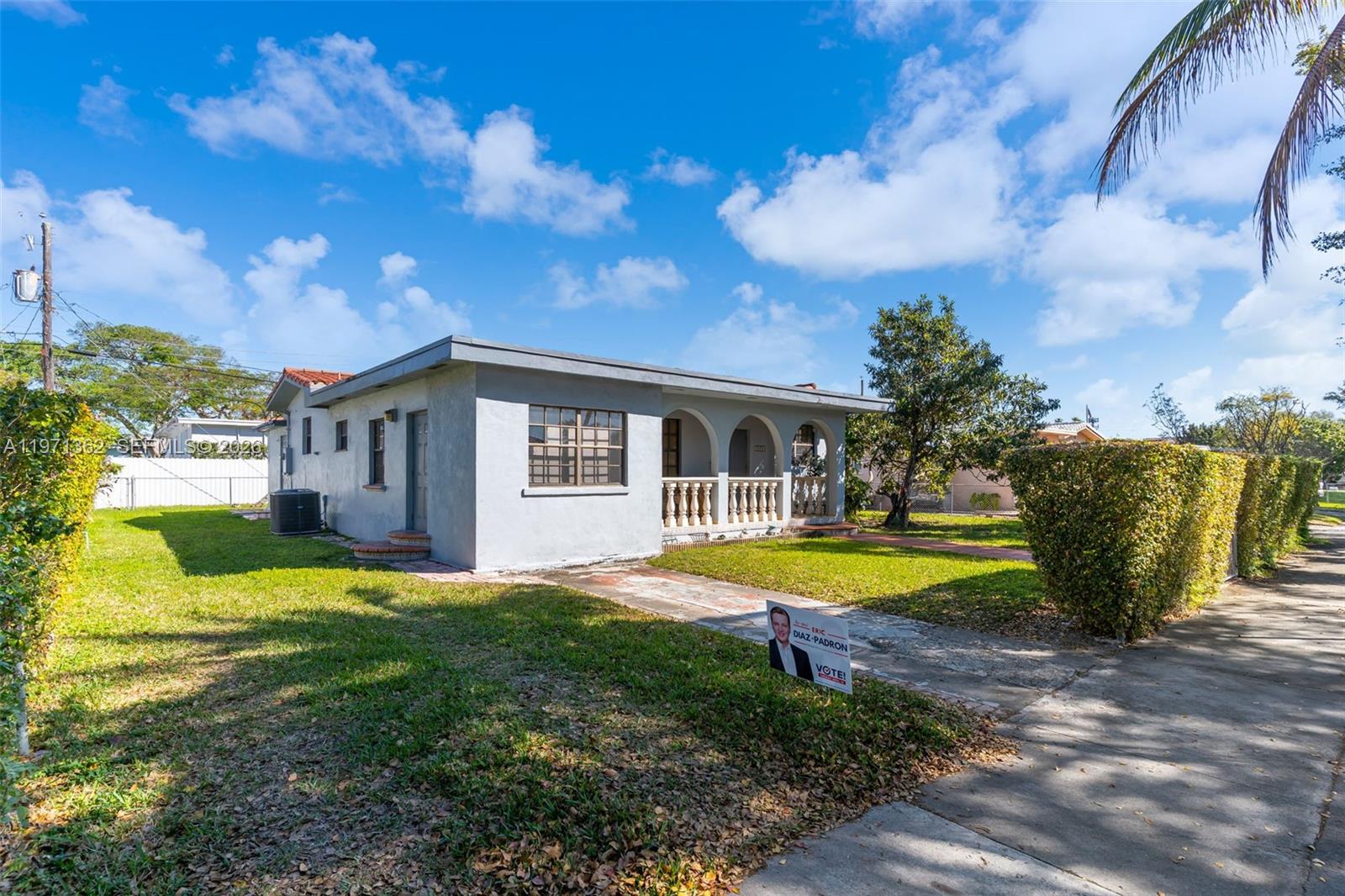 CALVERT MANORS - Residential