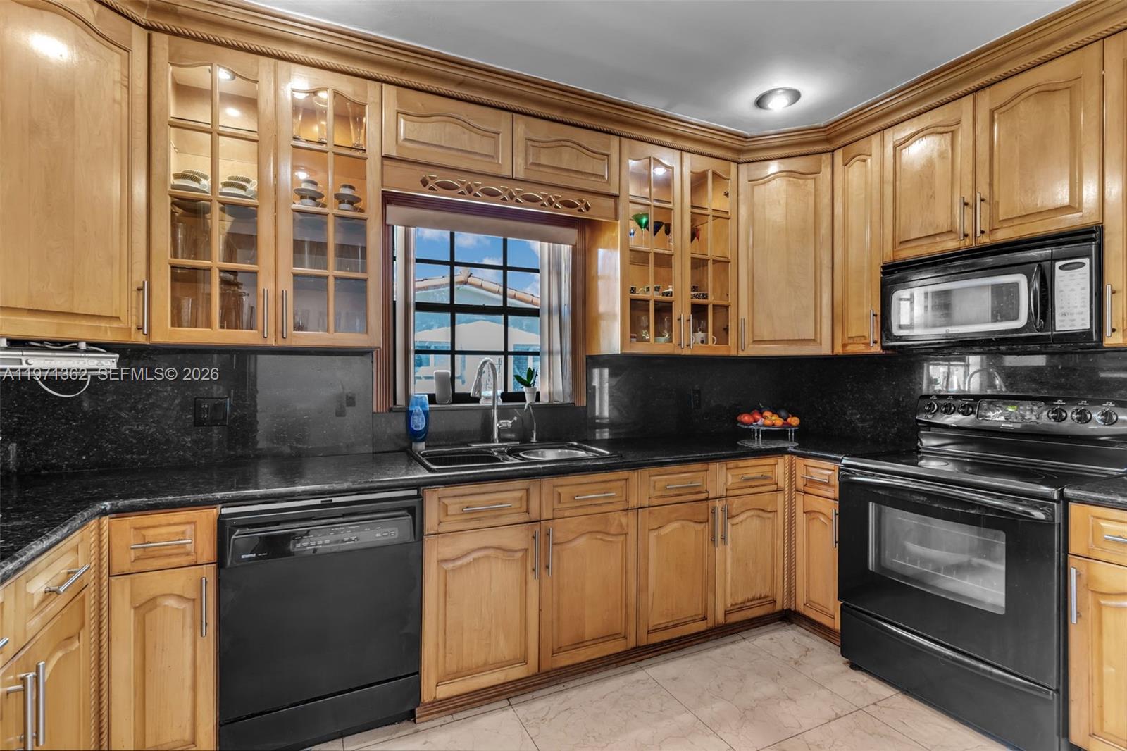 CALVERT MANORS - Residential