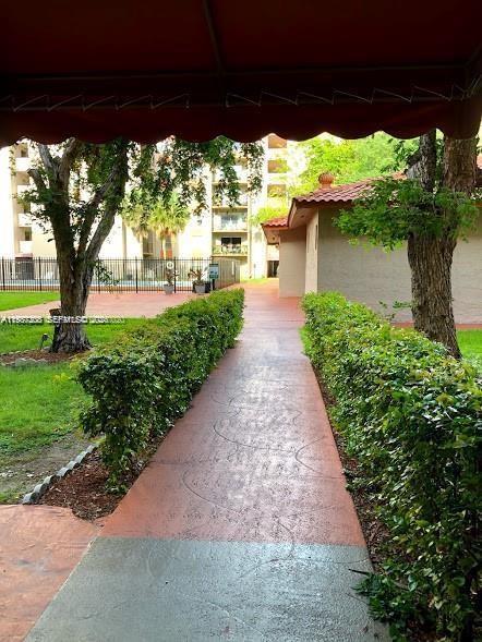 EL CID CONDO - Residential