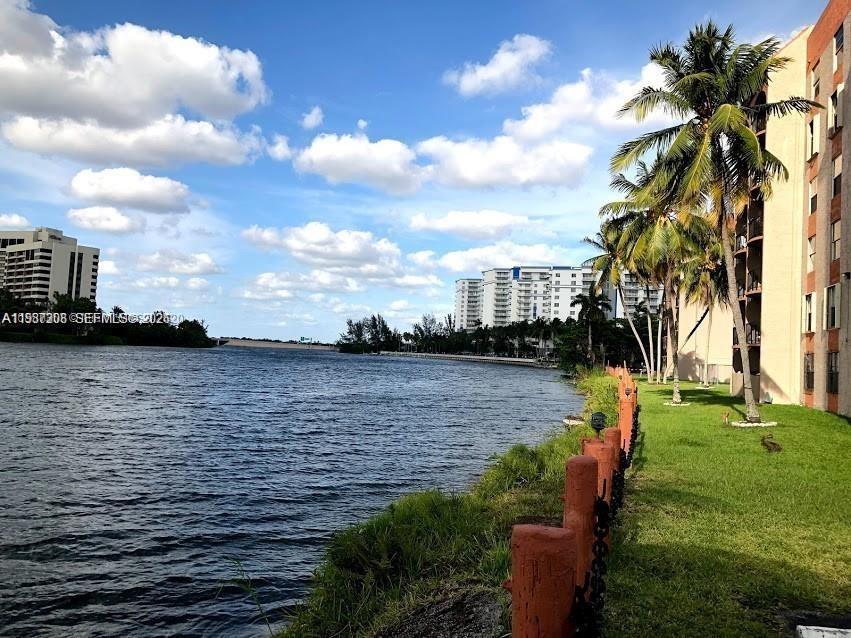 EL CID CONDO - Residential