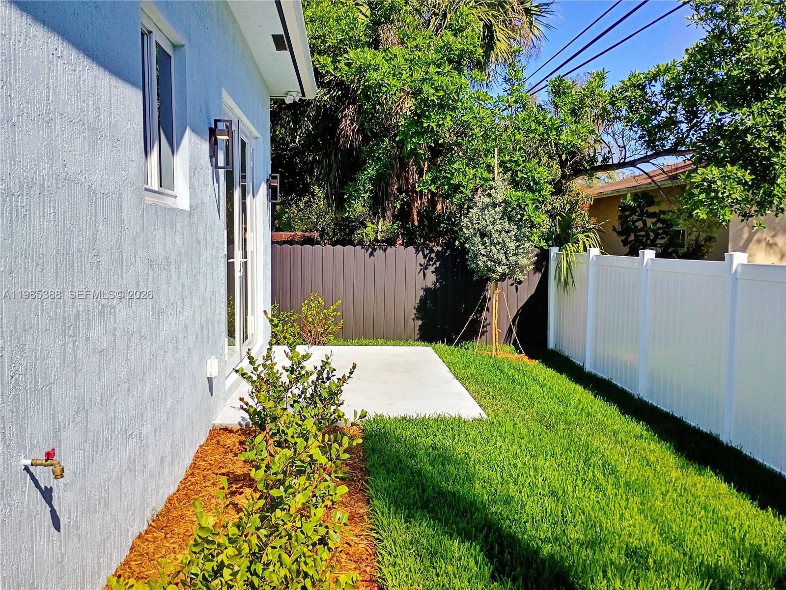 COLLIER CITY - Residential