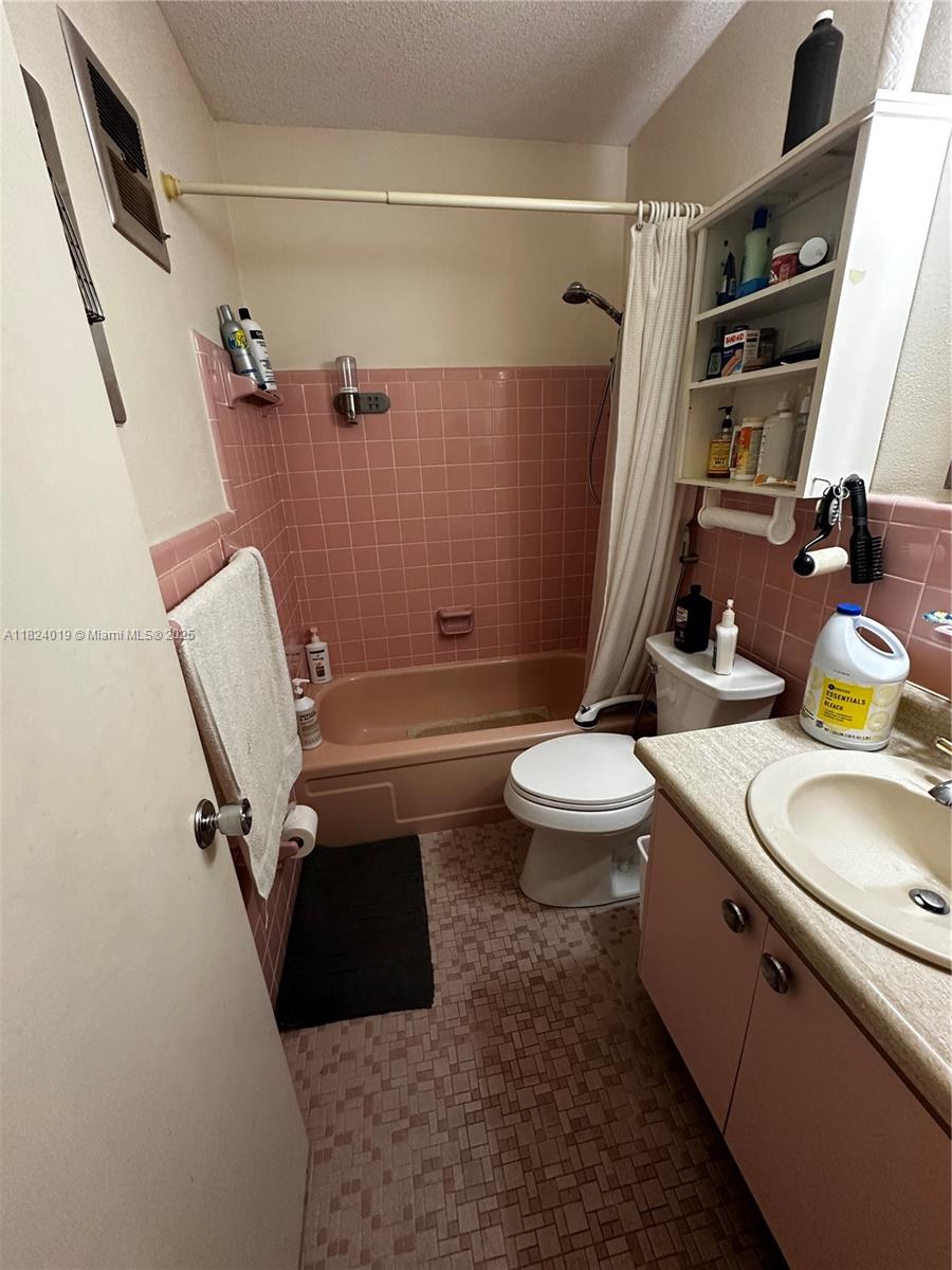 CARLTON TERRACE NORTH CO- - Residential