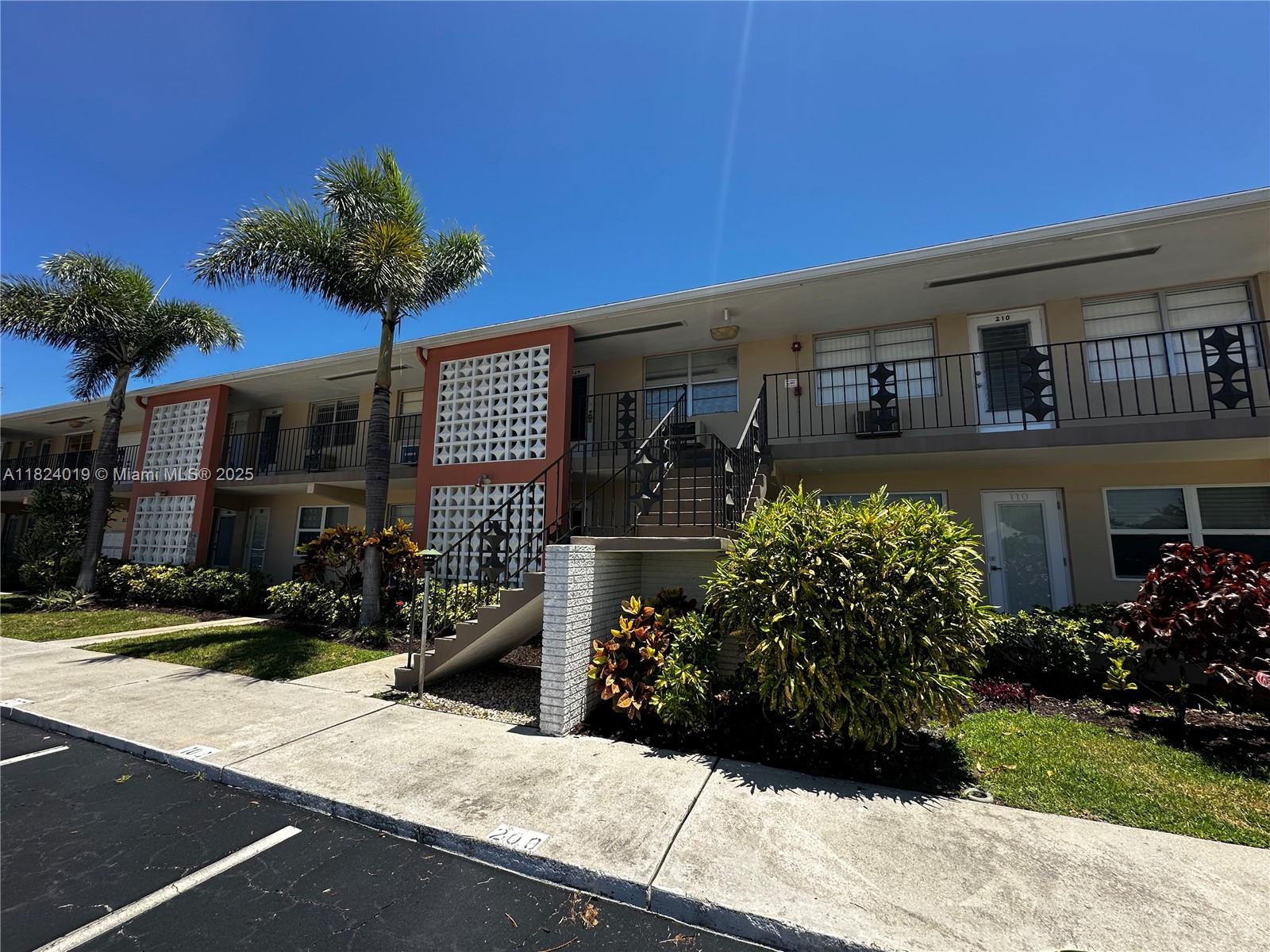Property for Sale at Address Not Disclosed, Fort Lauderdale, Broward County, Florida - Bedrooms: 1 
Bathrooms: 1  - $127,500